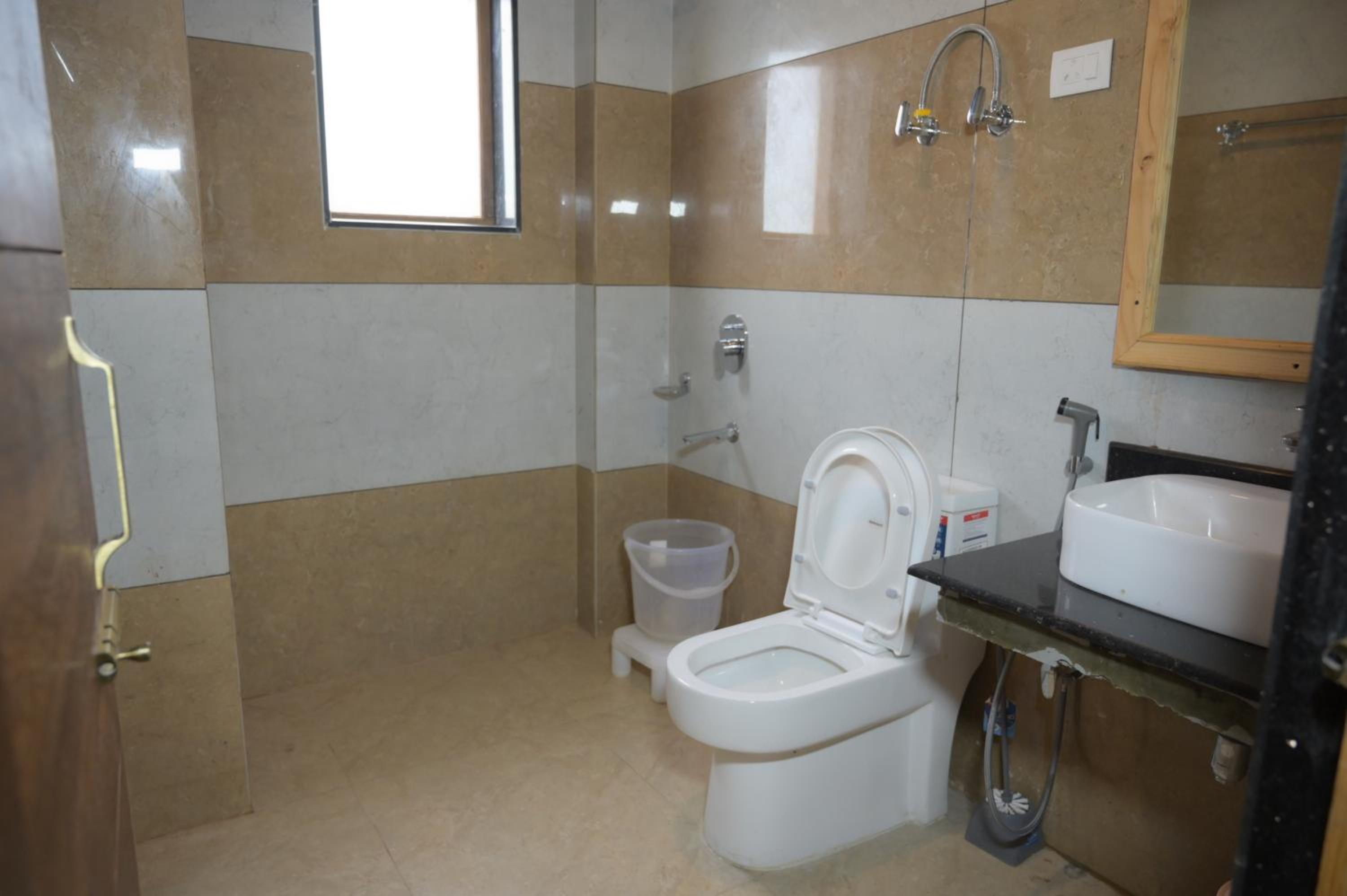 Hotel Dashaur Heights