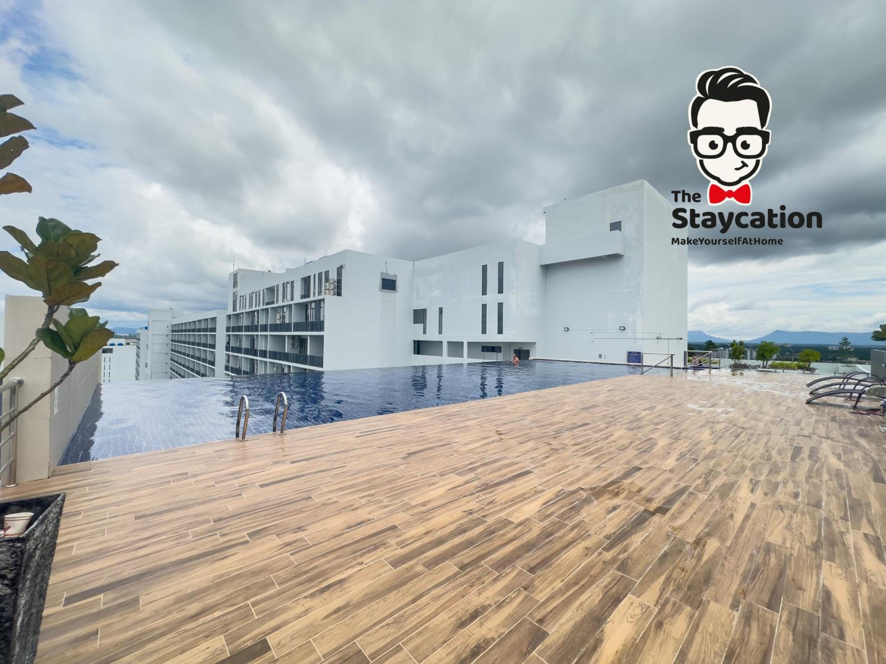 Staycation Homestay 57 Podium Apartments Deluxe Studio photo 5