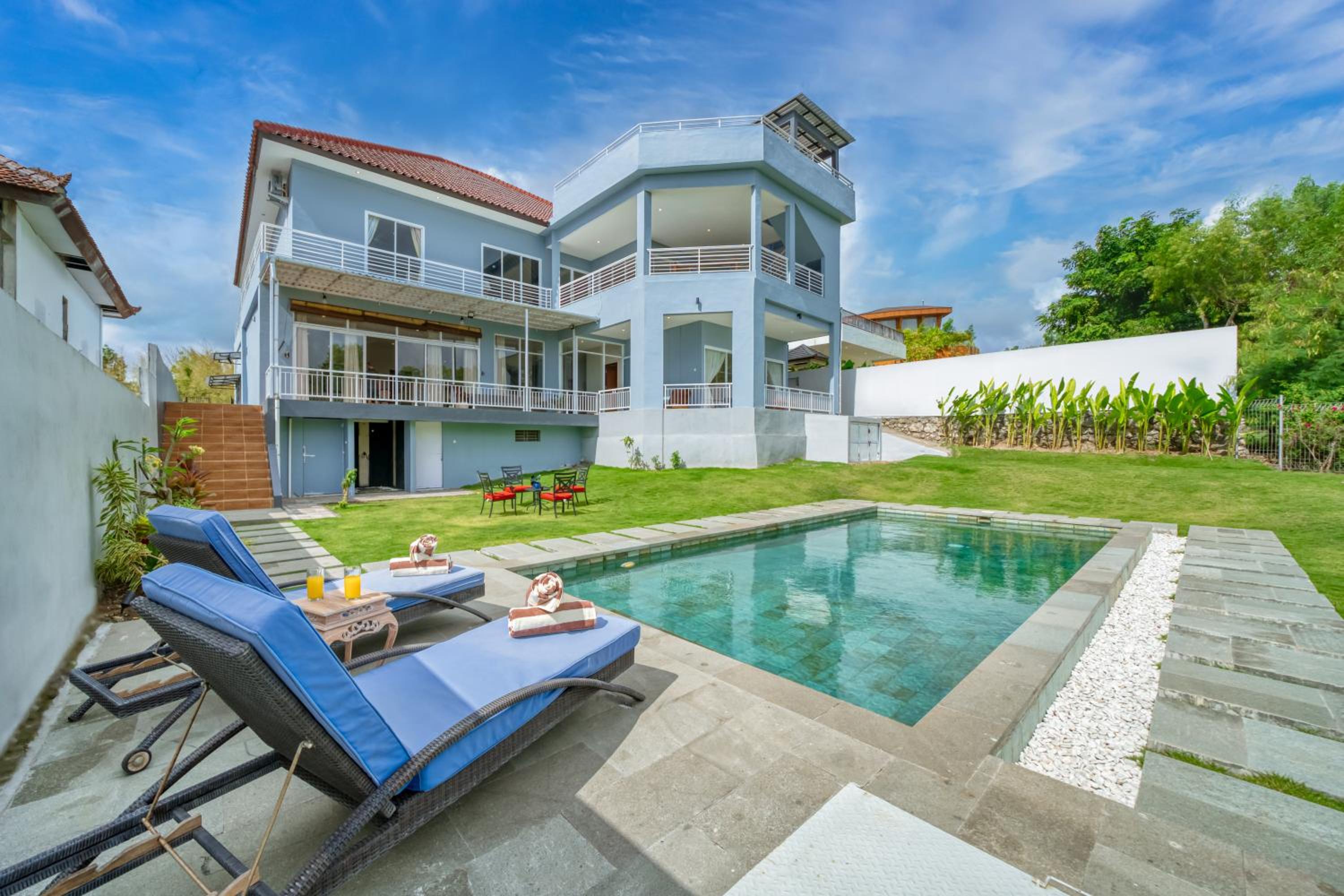 Grand 4bd Villa in Uluwatu with Ocean View view 5