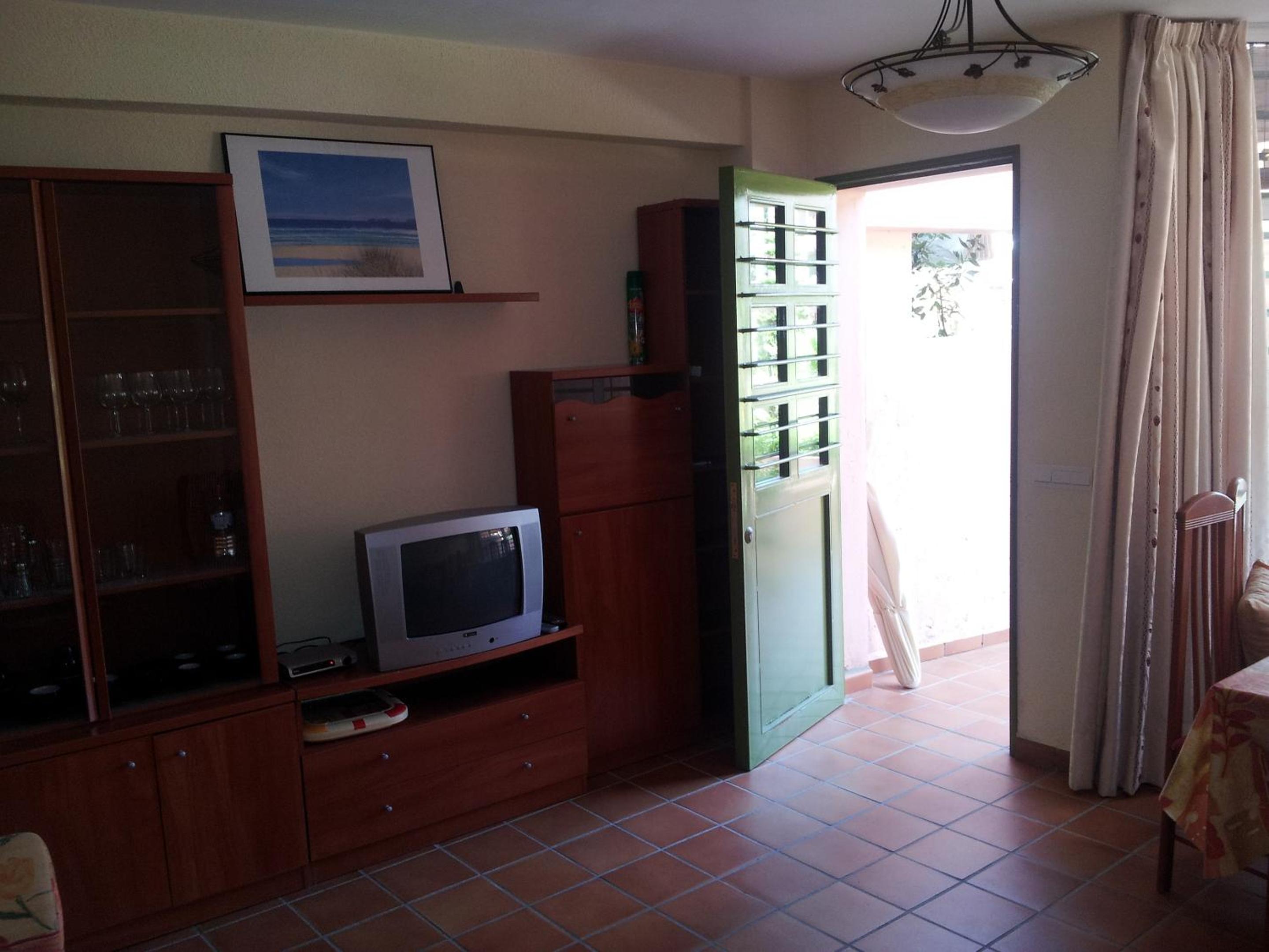 Welcoming House in Islantilla Pool and Garden View
