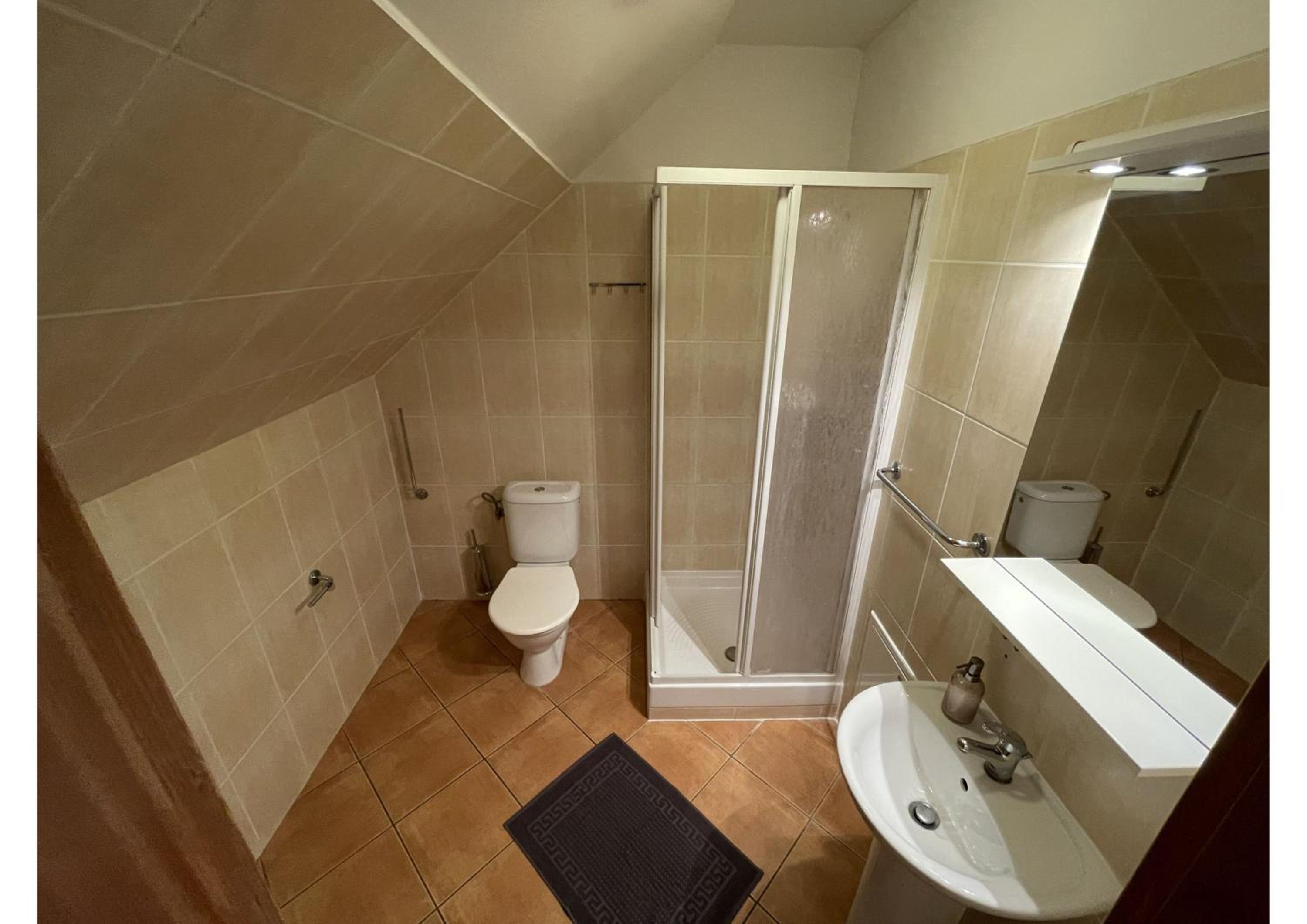 Areál Kamínka - POKOJE A APARTMÁNY