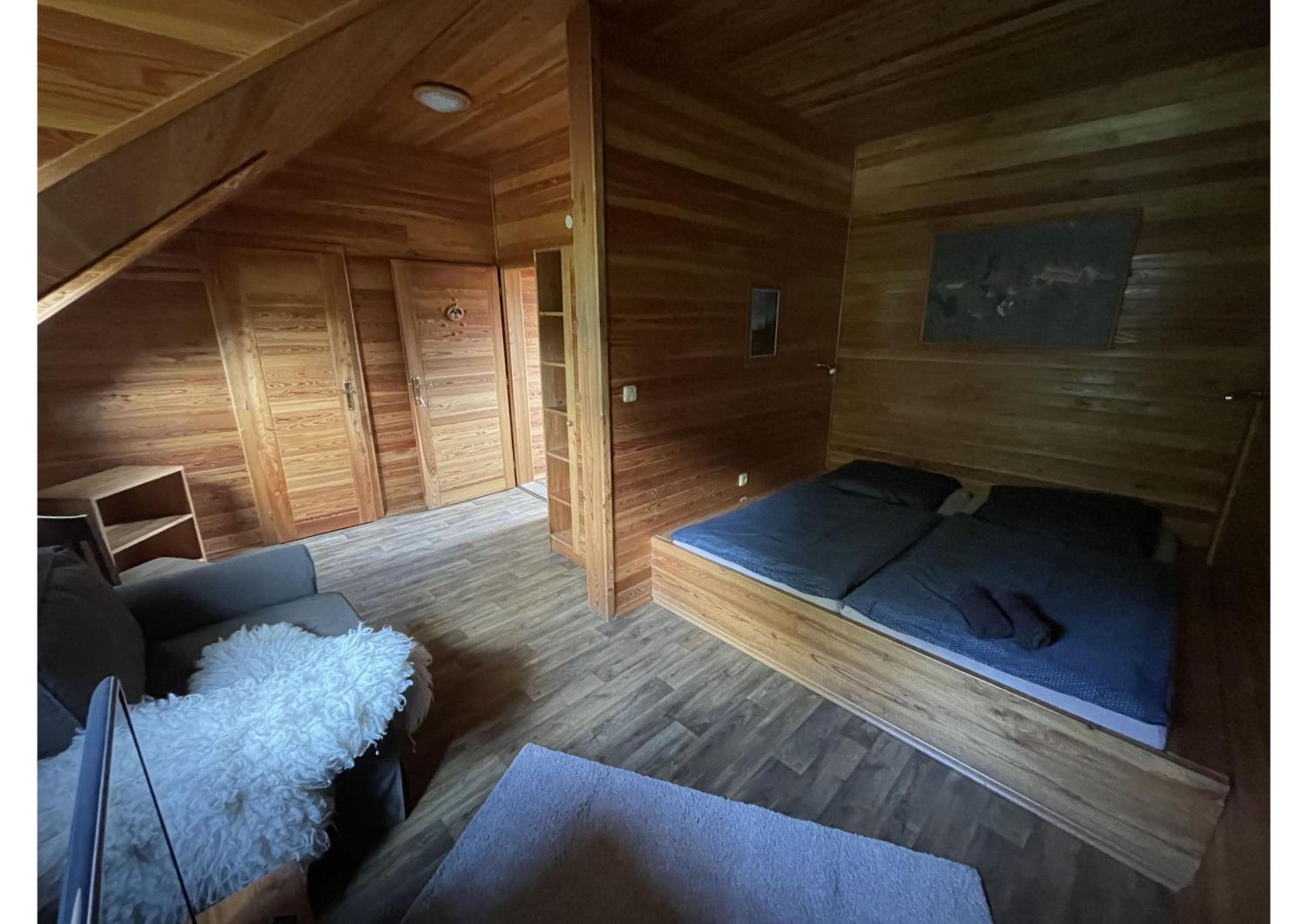 Areál Kamínka - POKOJE A APARTMÁNY
