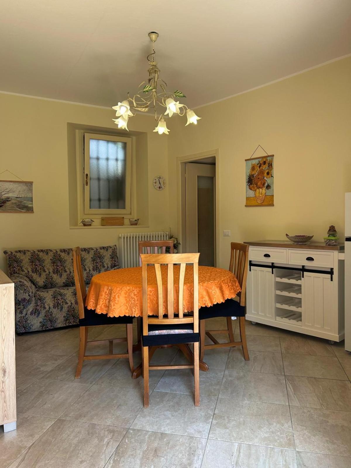 TRA MONTI E LAGO en Verbania — kitchen