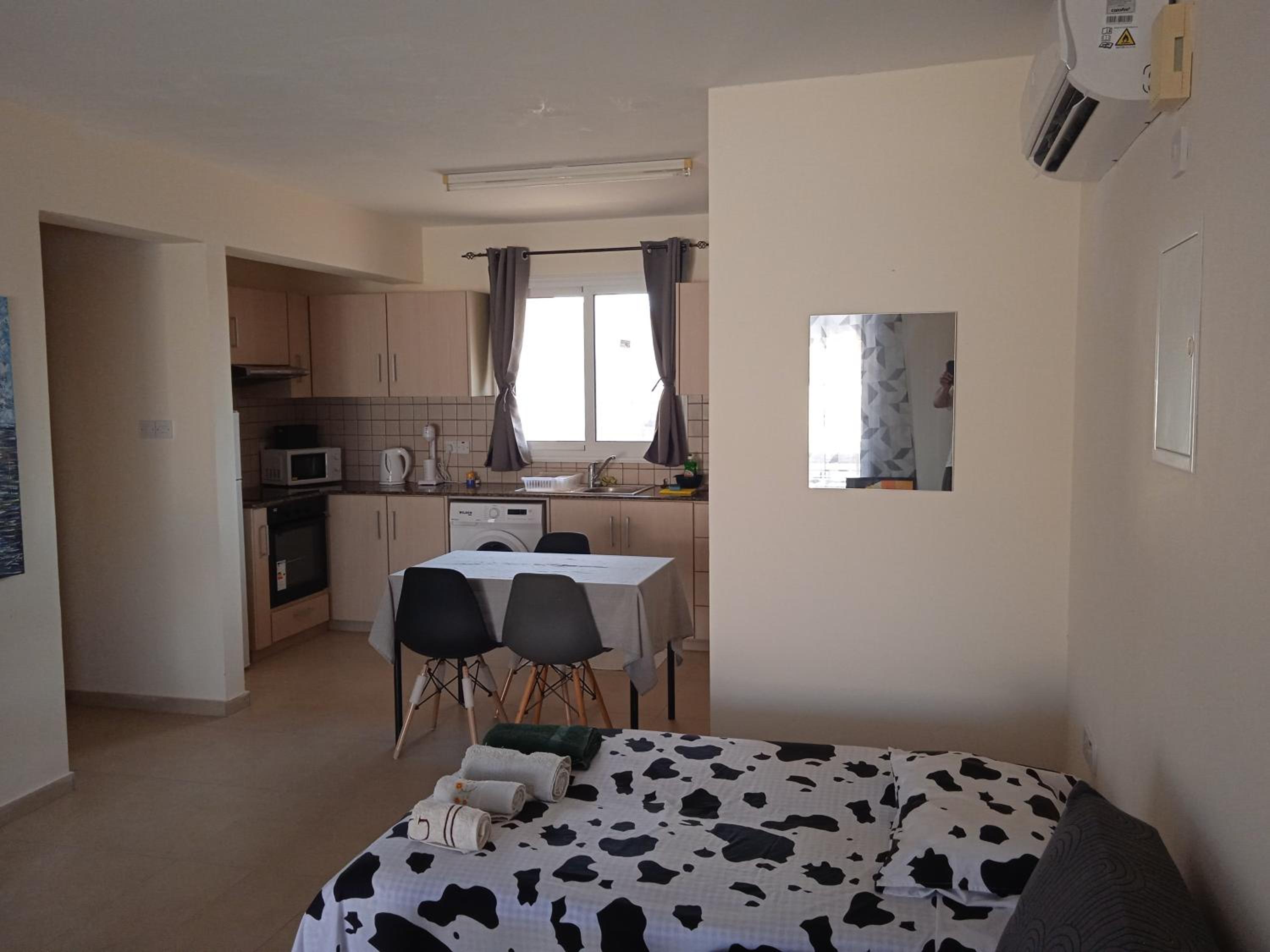 Xylophagou Rest and Relax 4 Top floor Big Balcony 1 bedroom apartment