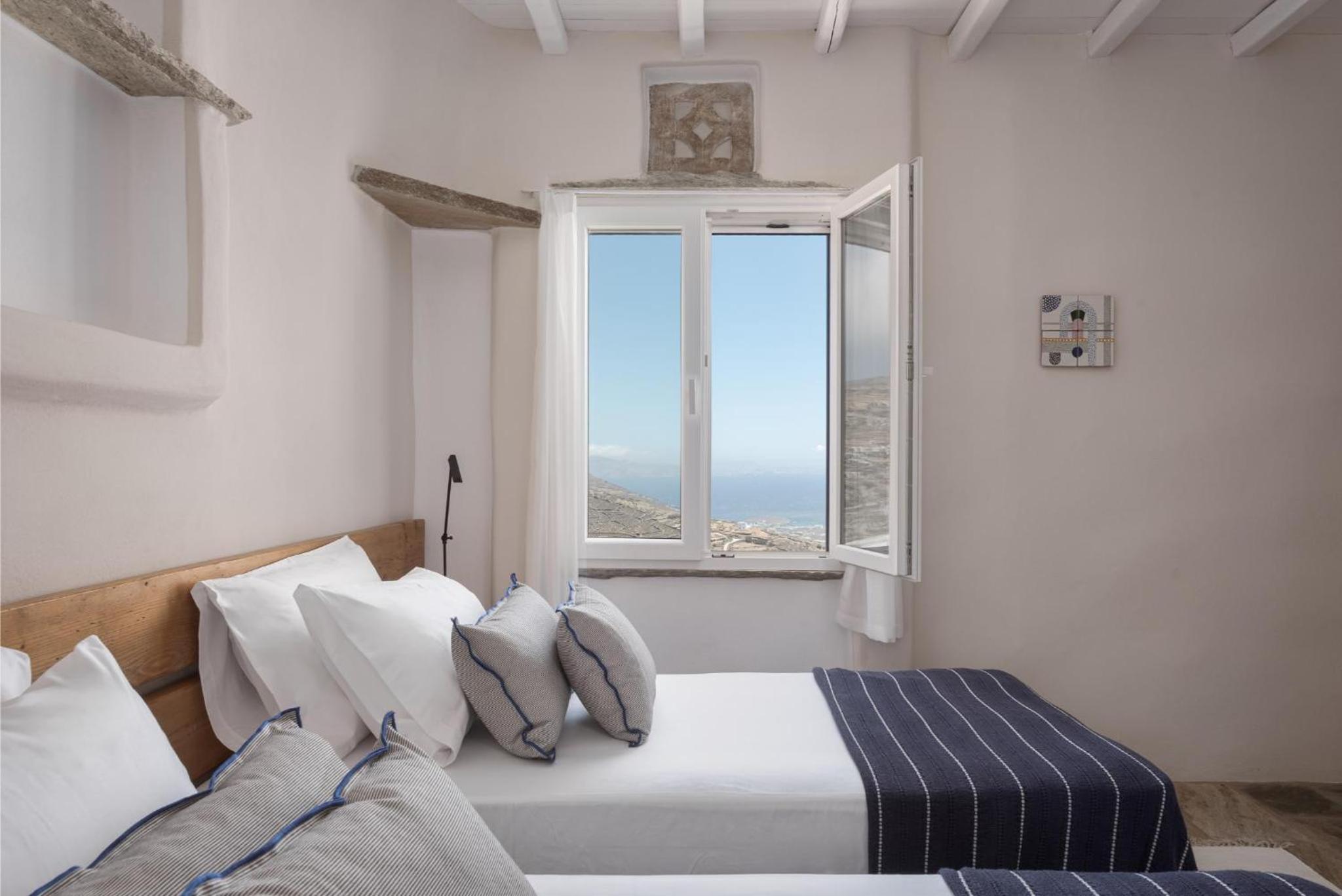Morfes Luxury Apartments