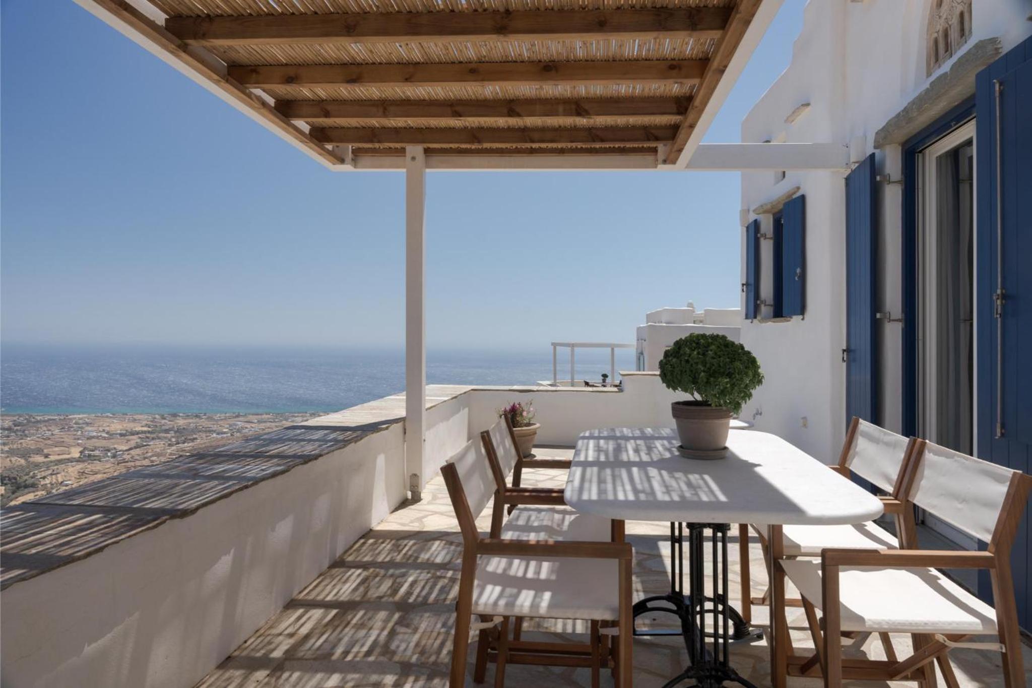 Morfes Luxury Apartments