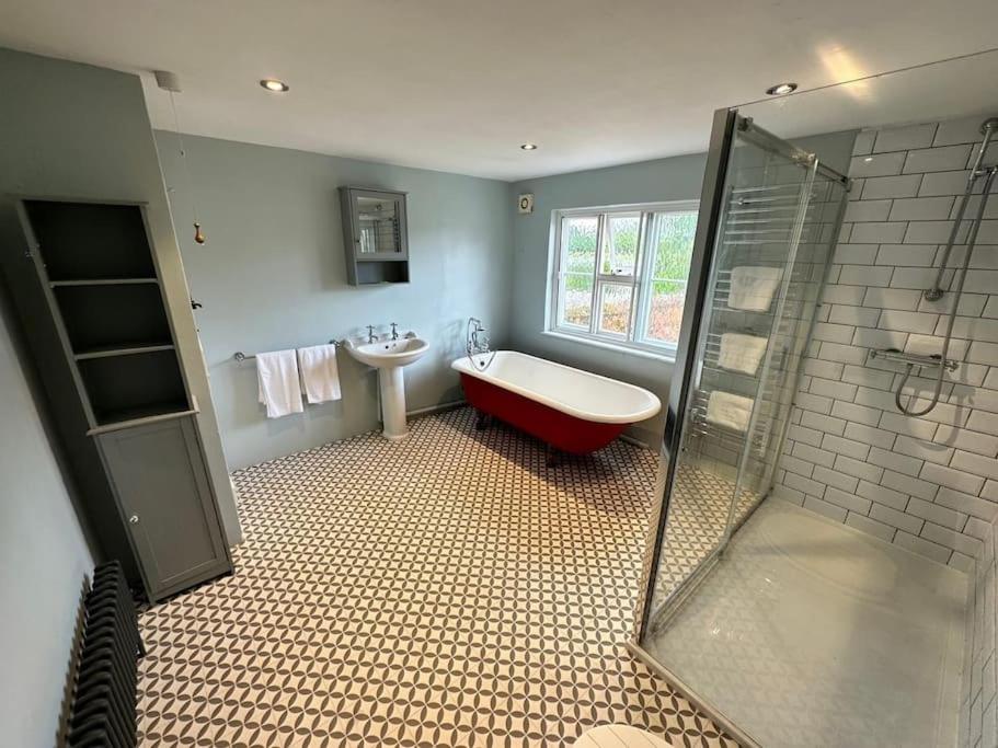 Walnut Cottage, Framlingham view 4