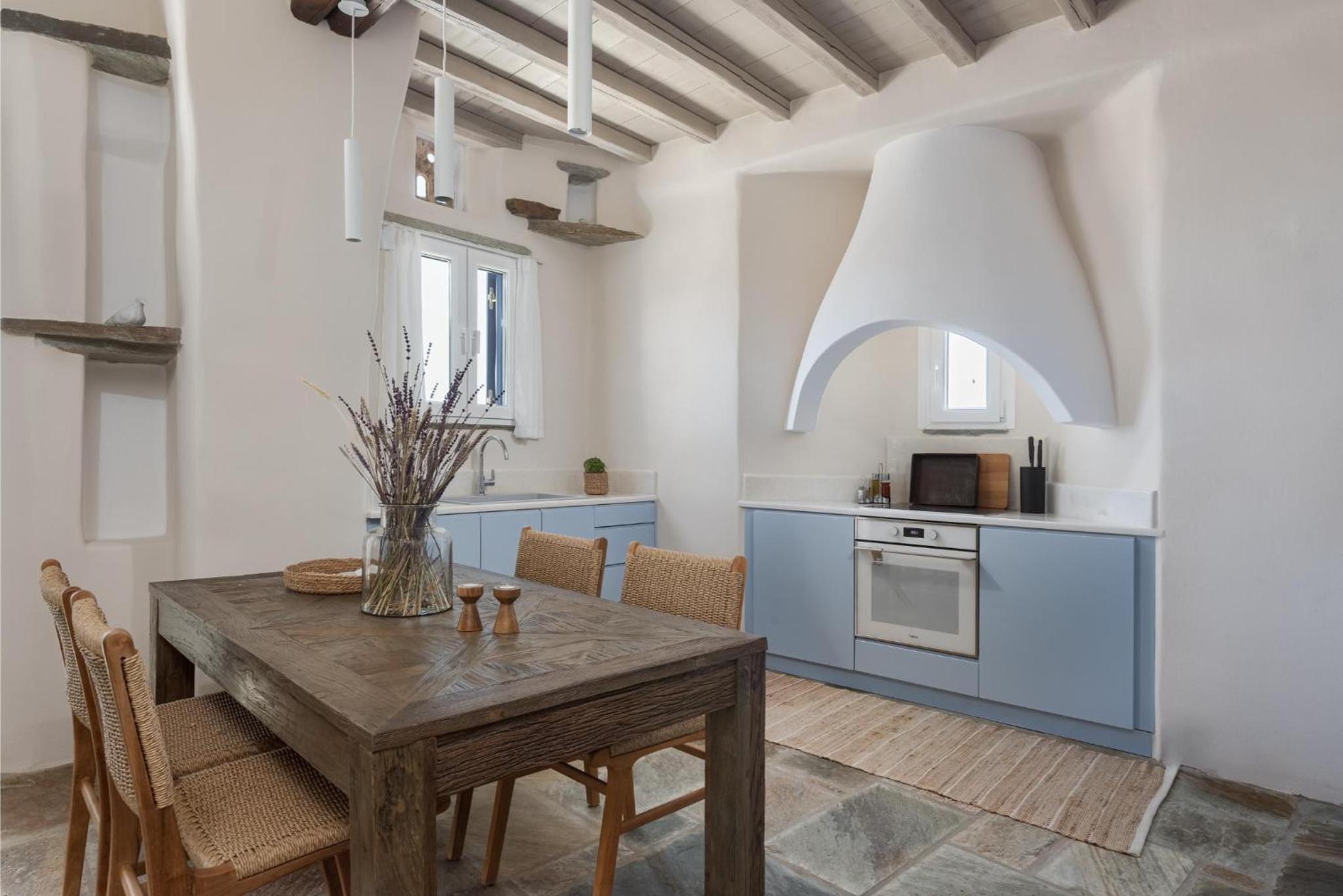 Morfes Luxury Apartments