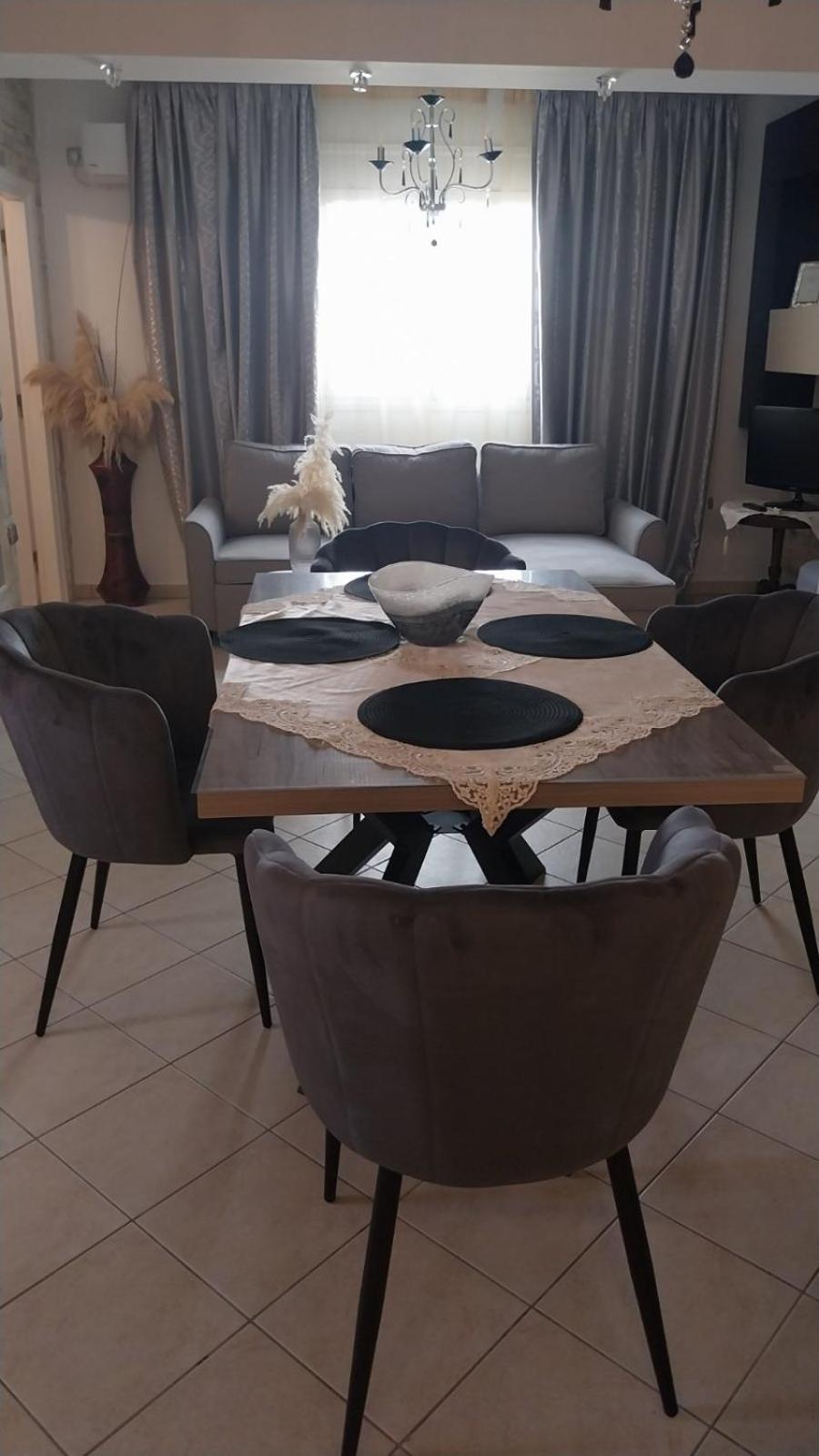 Ariadnis Apartment