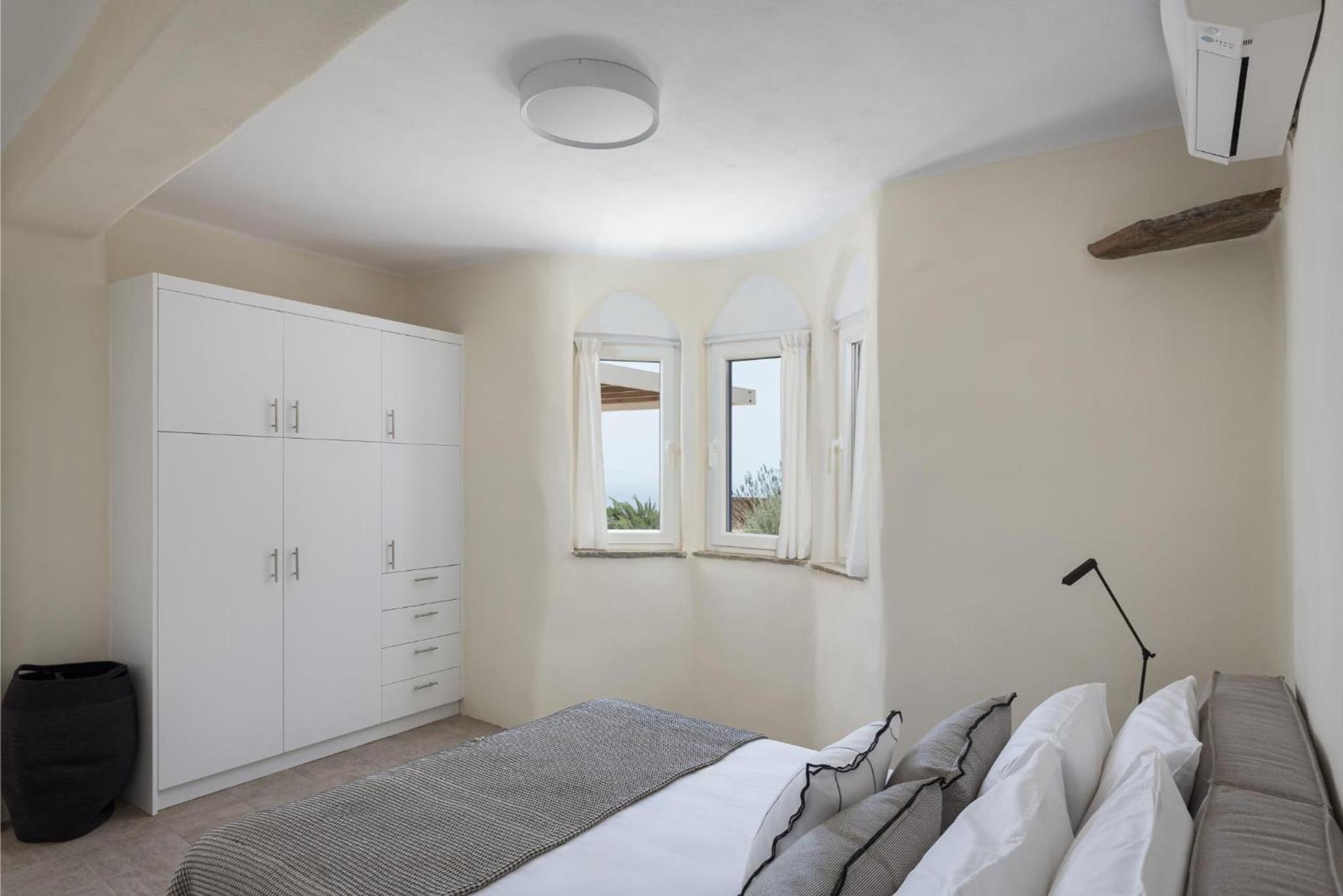 Morfes Luxury Apartments