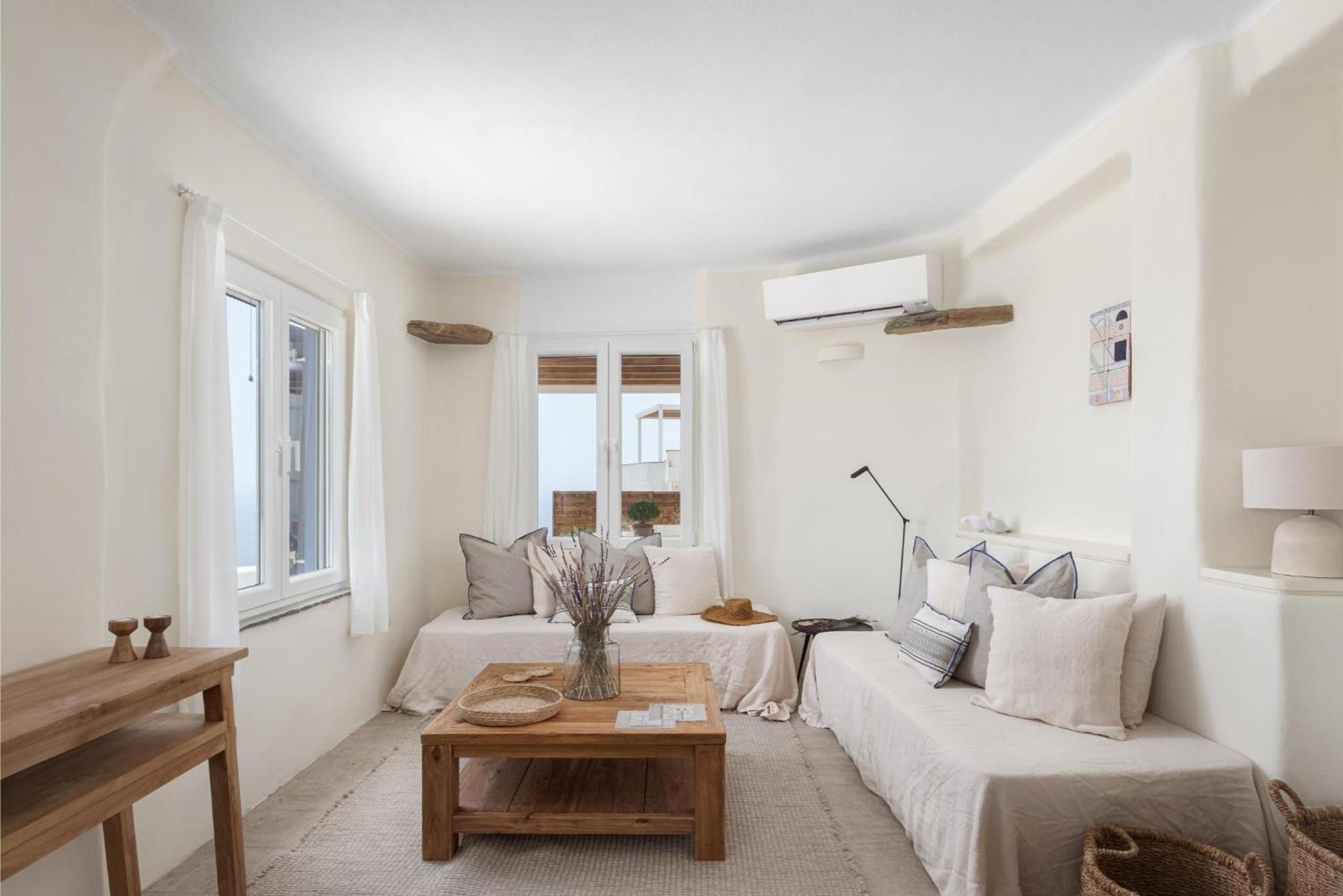 Morfes Luxury Apartments