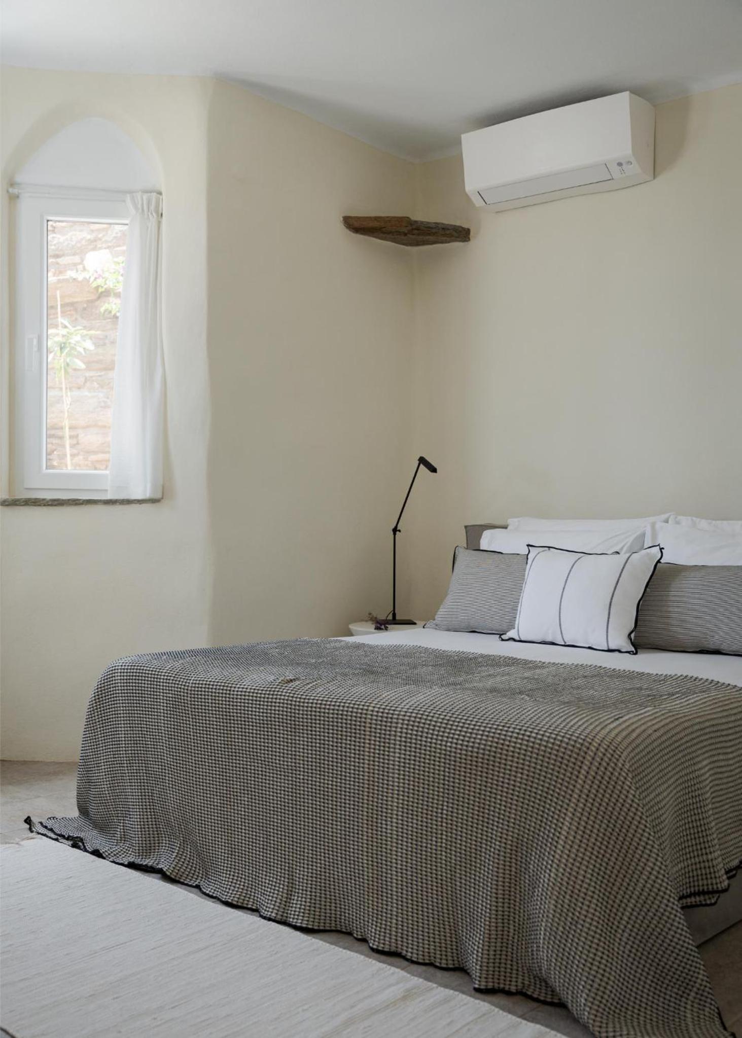 Morfes Luxury Apartments