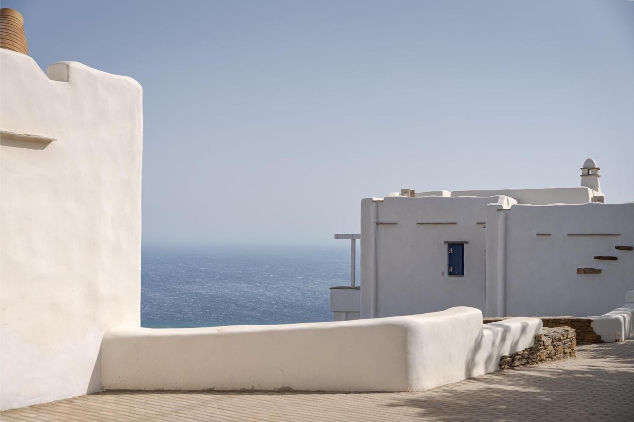 Morfes Luxury Apartments