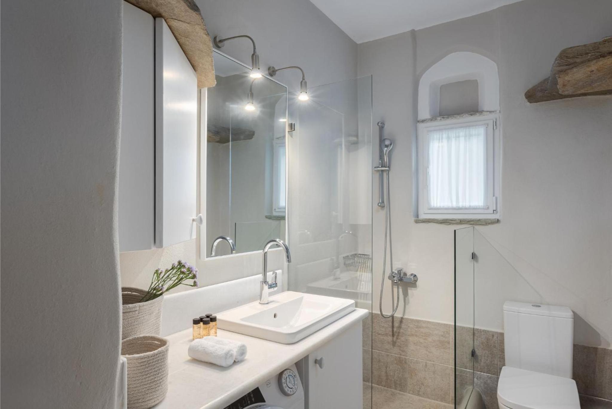 Morfes Luxury Apartments