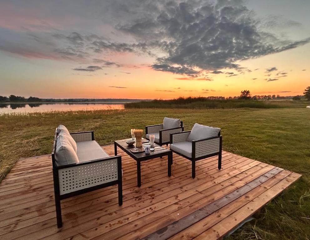 Privaatne glamping, saun ja köögiga maja mere kaldal