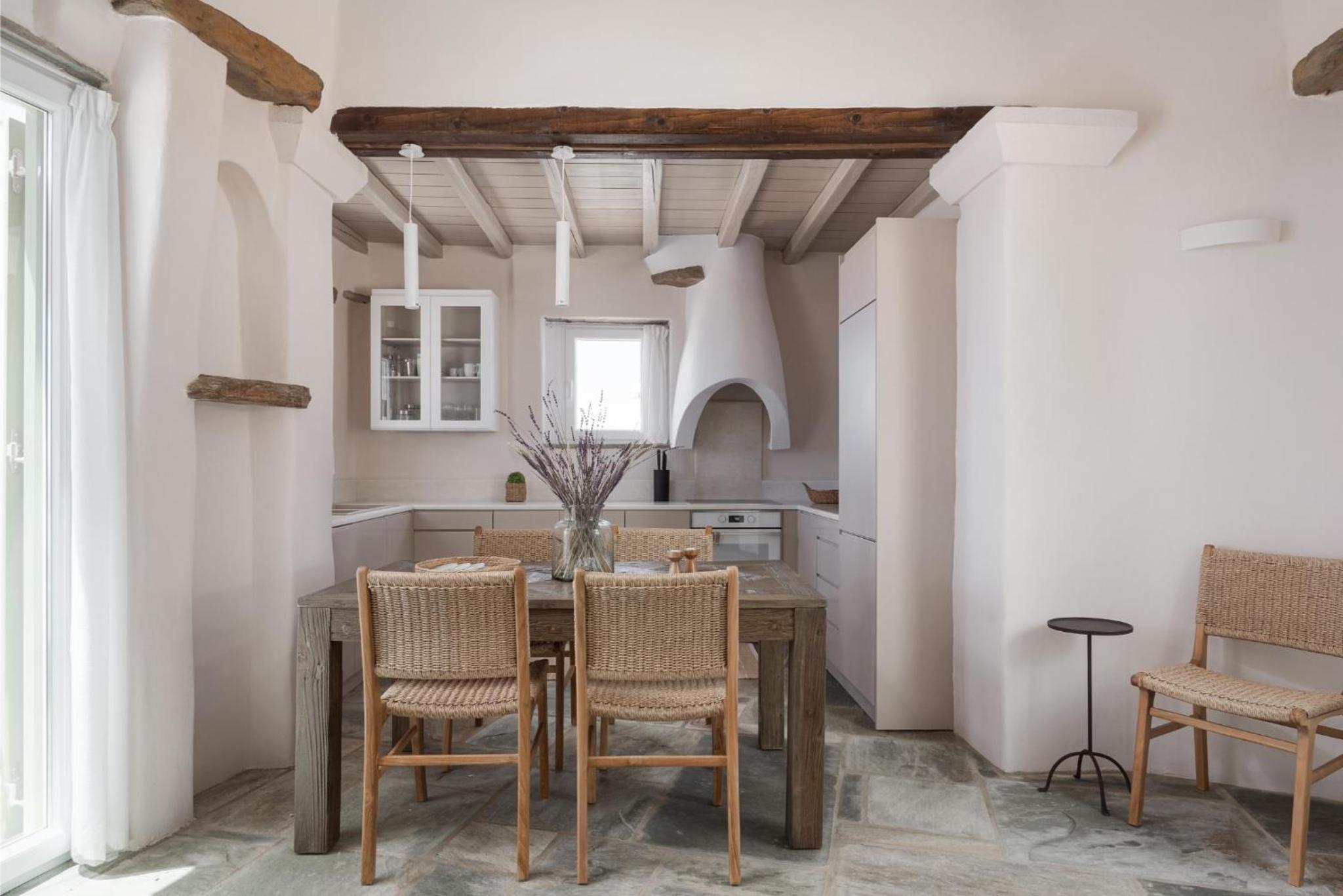 Morfes Luxury Apartments