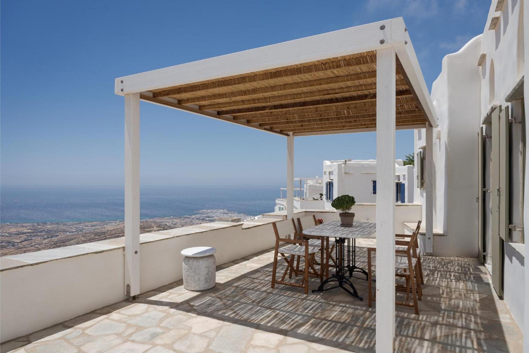 Morfes Luxury Apartments