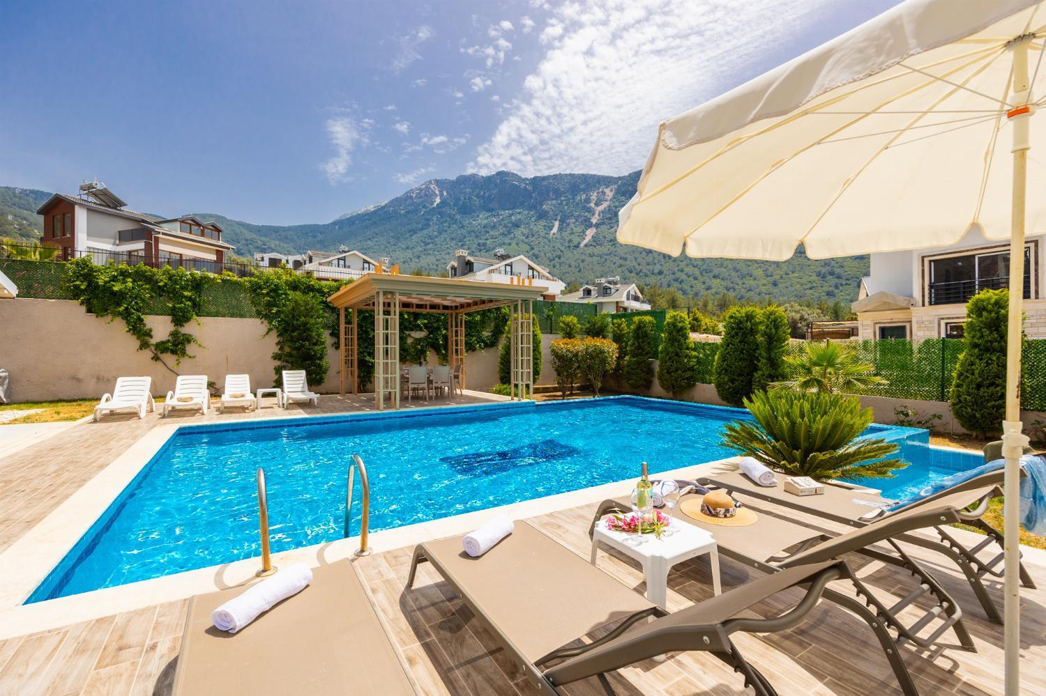 Villa Premium F view 3
