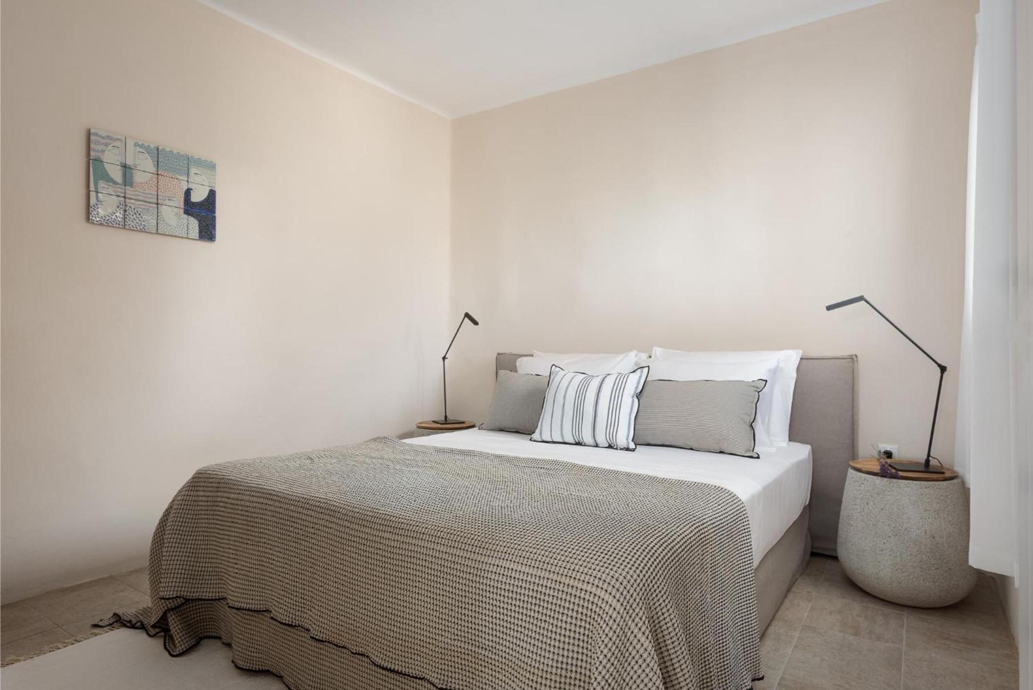 Morfes Luxury Apartments