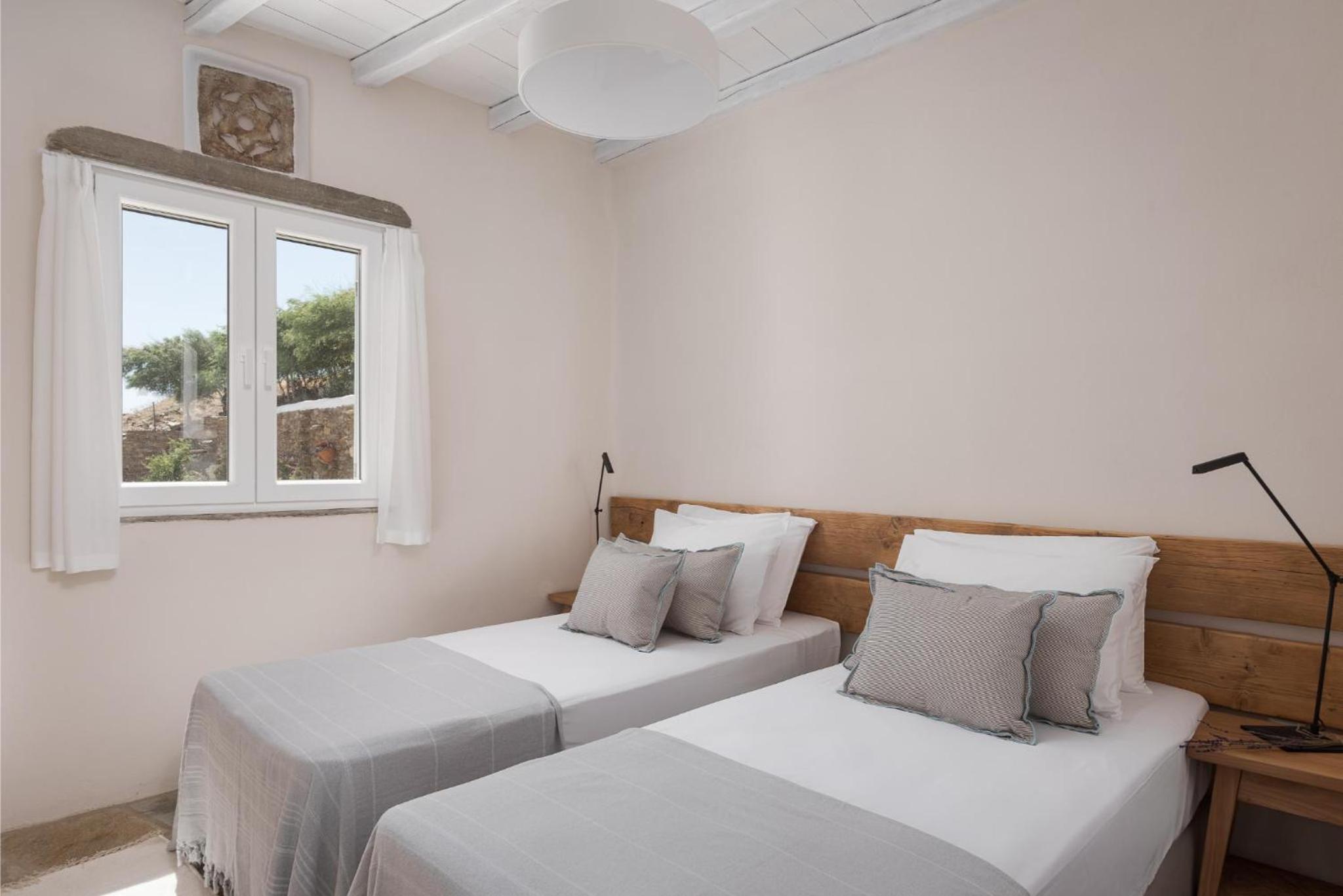 Morfes Luxury Apartments