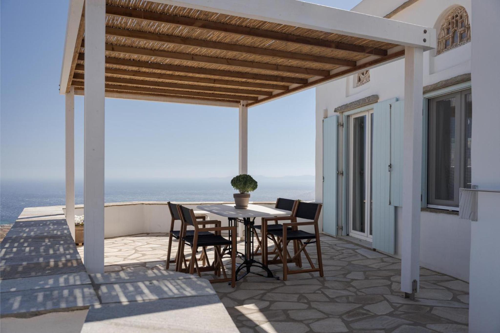 Morfes Luxury Apartments