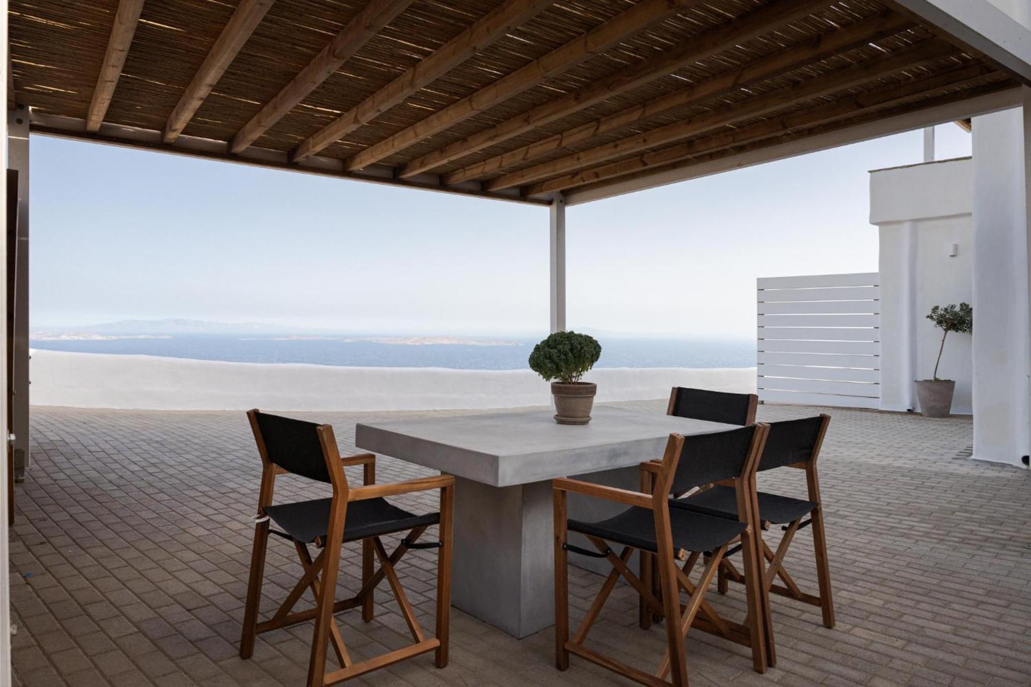 Morfes Luxury Apartments
