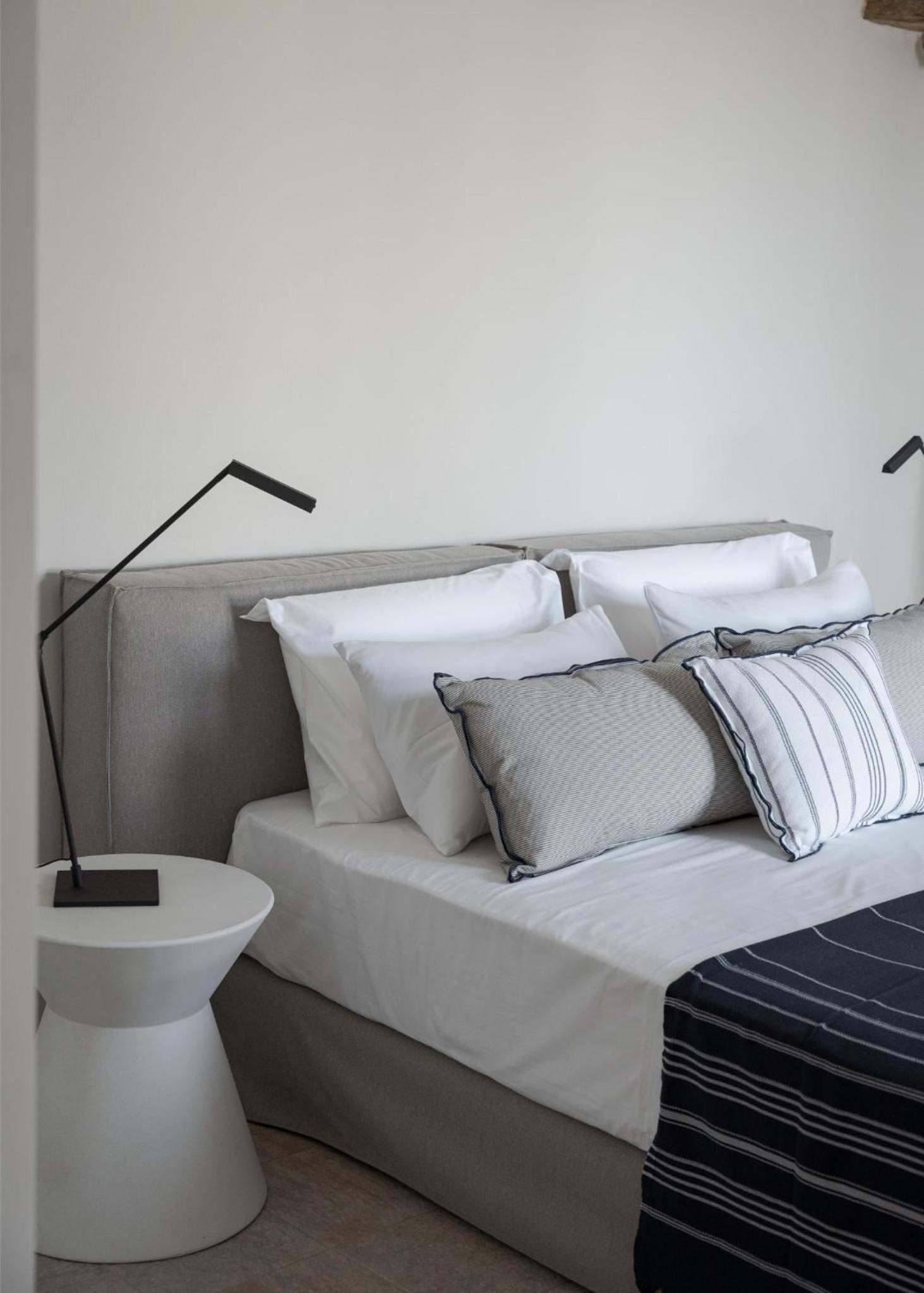 Morfes Luxury Apartments