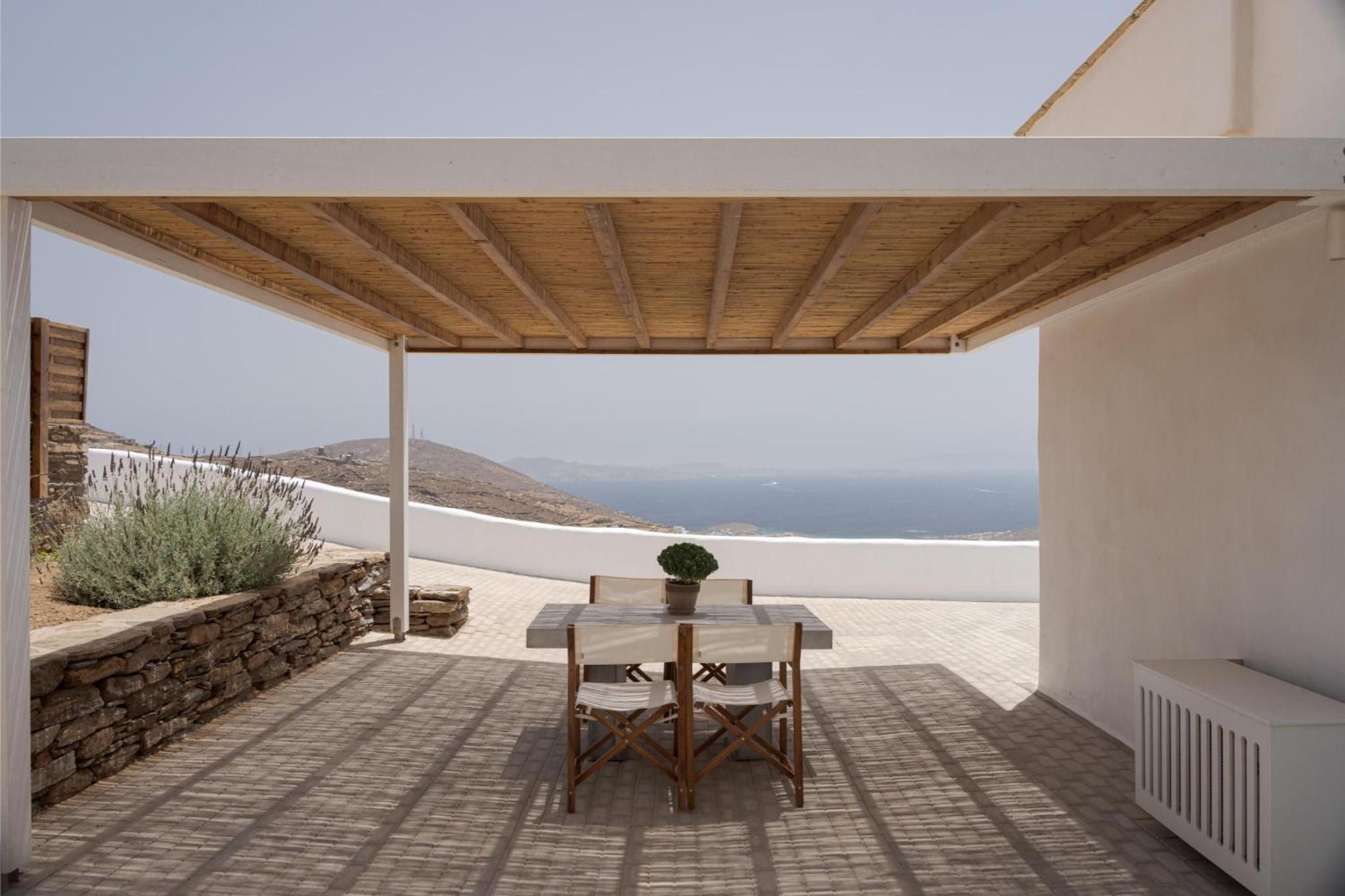 Morfes Luxury Apartments