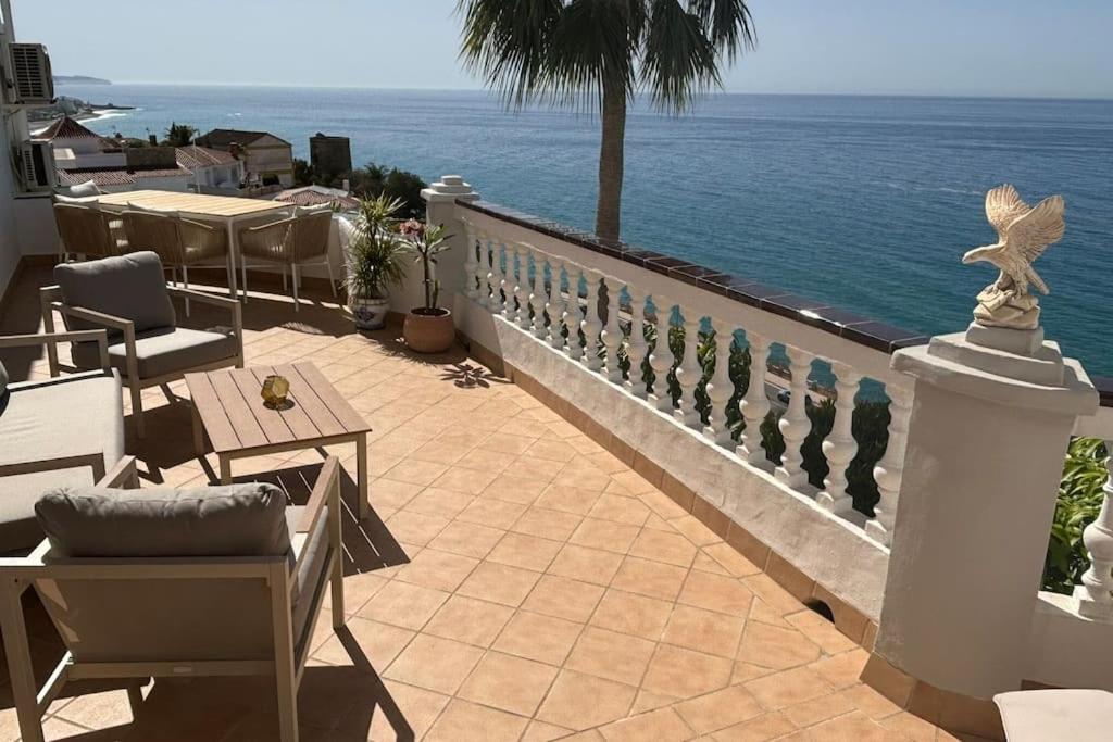 Fantastic Sea Views Sun Lounge photo 4