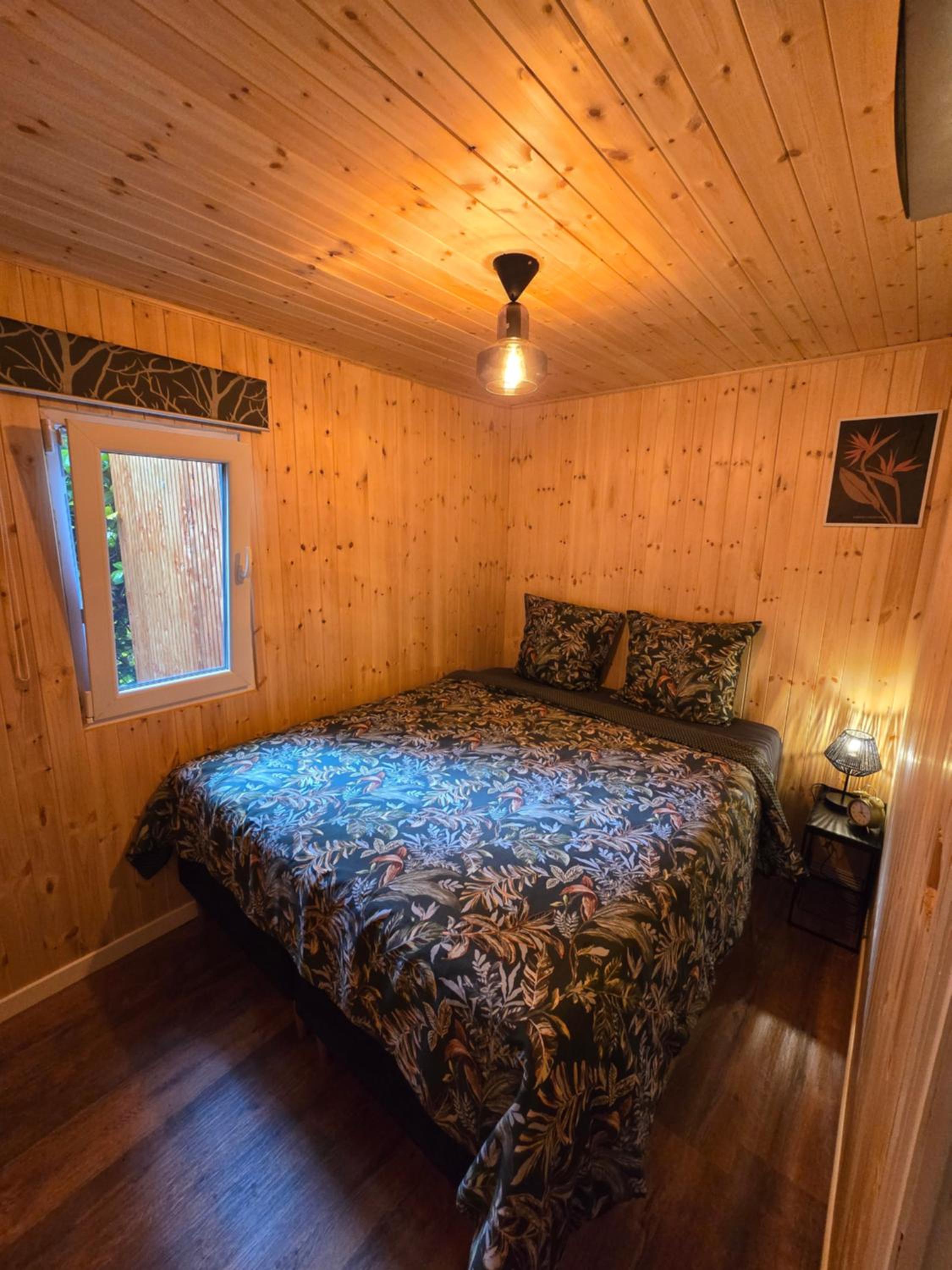 Tiny Lodge met prive Jacuzzi