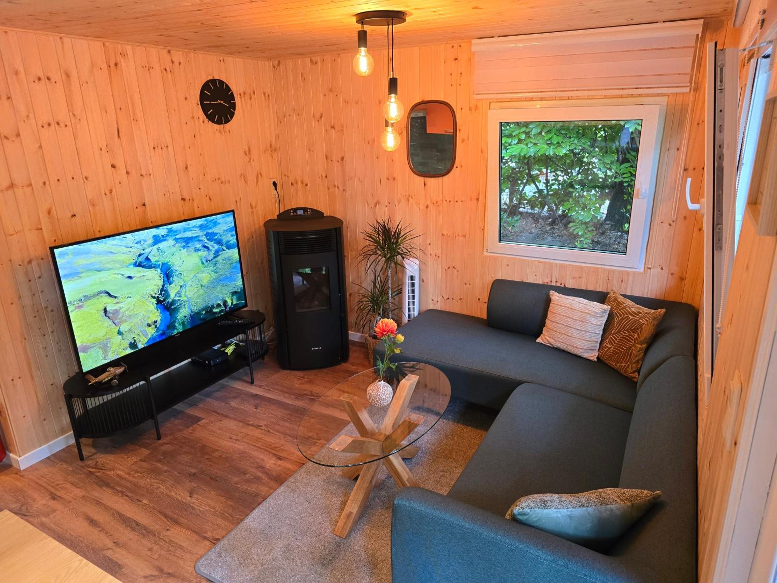 Tiny Lodge met prive Jacuzzi