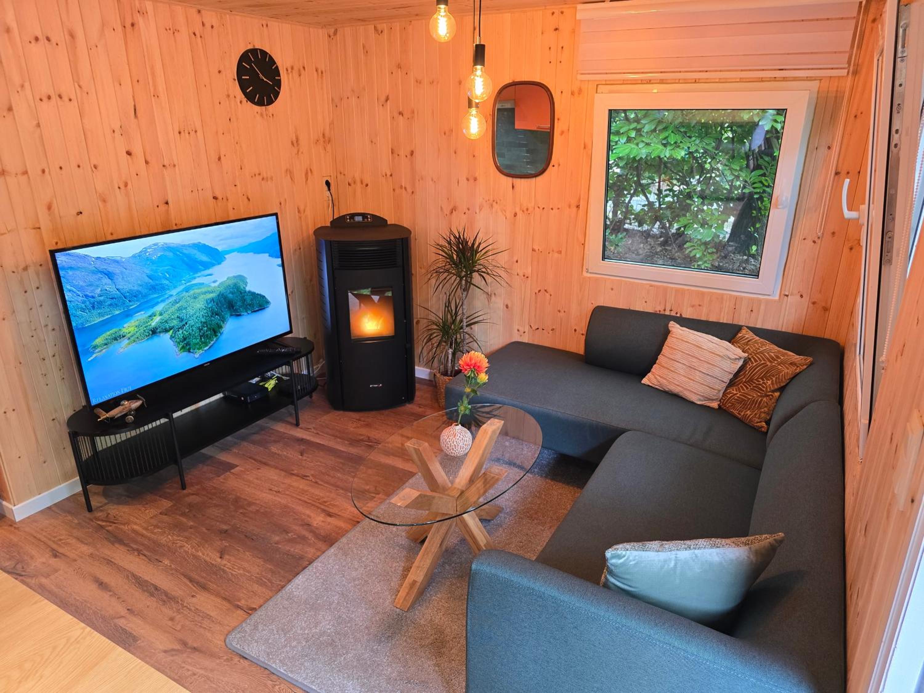 Tiny Lodge met prive Jacuzzi