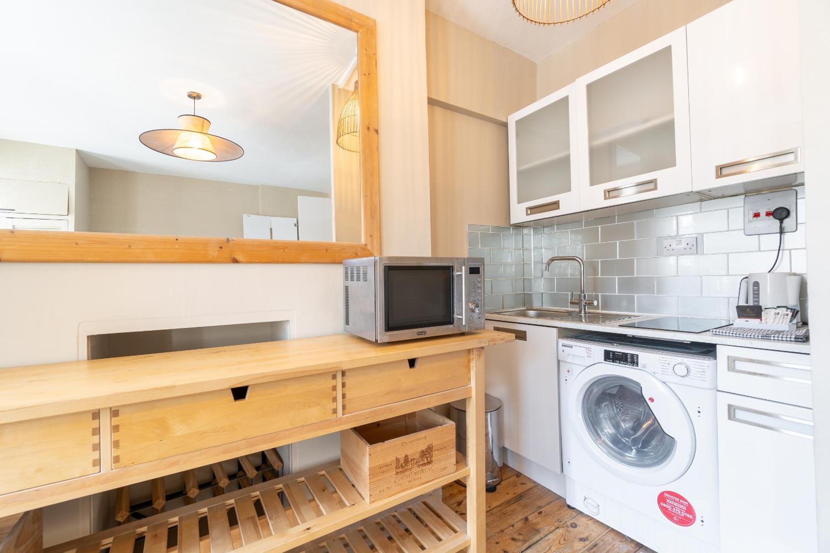 CAPITAL Studio Apartment in Chelsea - 56DP