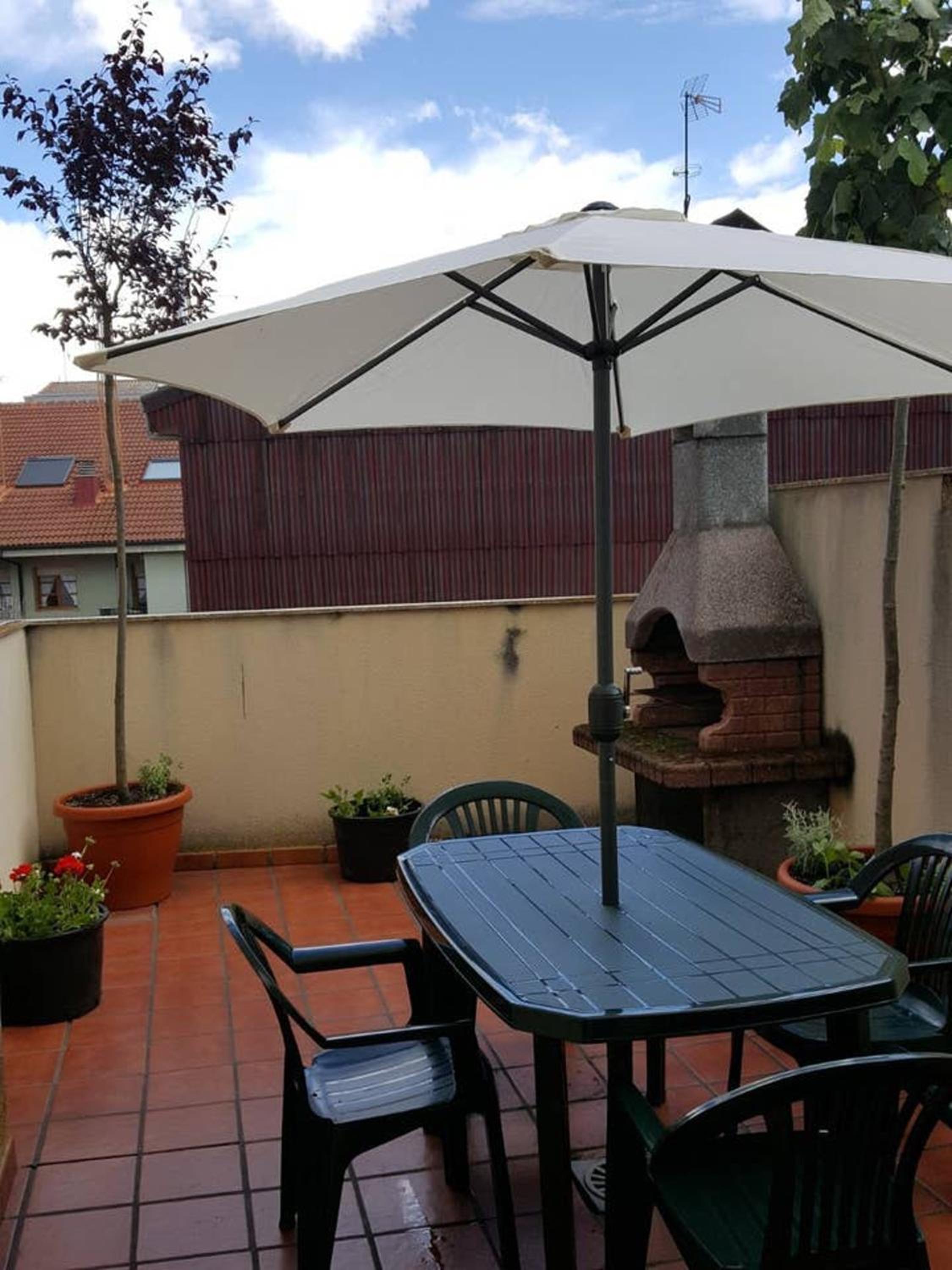 Comfortable Apartment in Astorga + Terrace