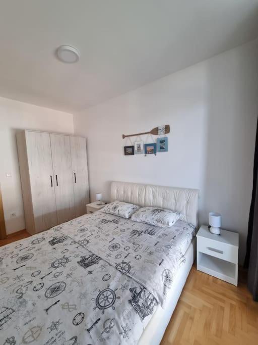 Apartment Mina