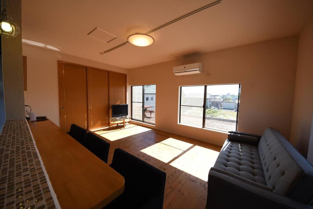 Surf Island Isumi view 5