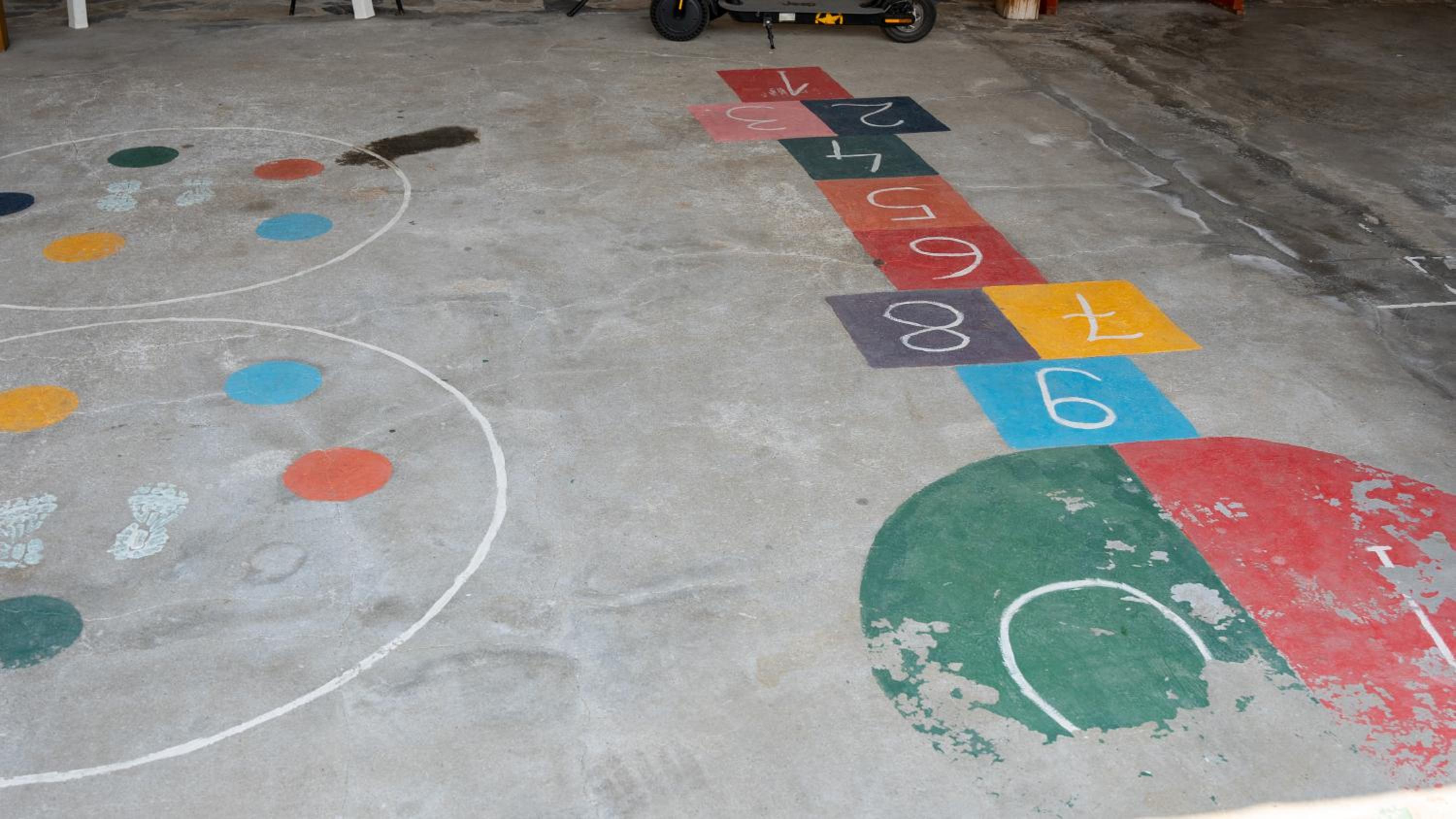 Photo 33