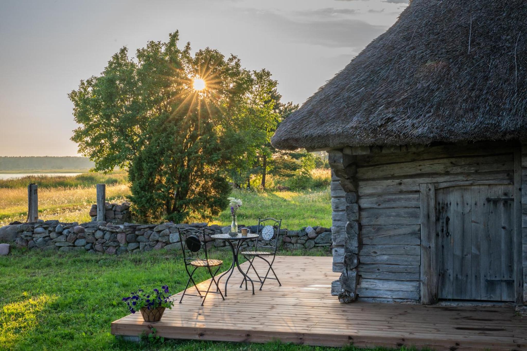 Privaatne glamping, saun ja köögiga maja mere kaldal