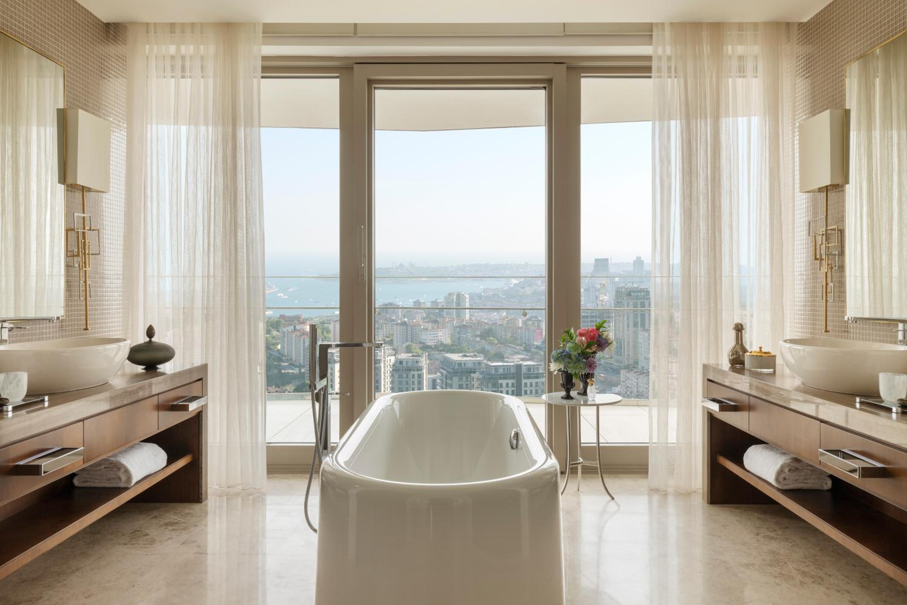 Raffles İstanbul - Image 111