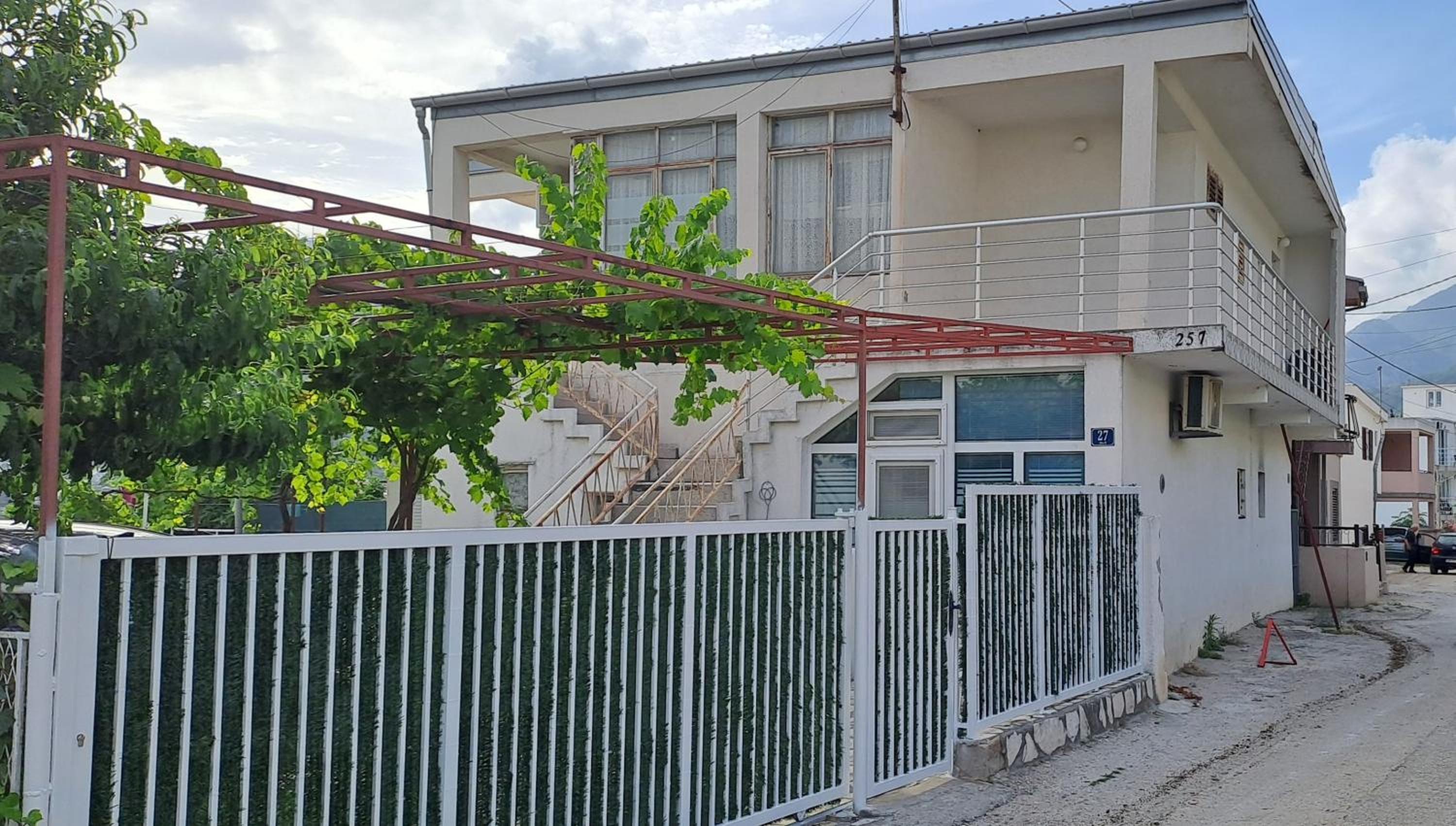 Apartmani Stanić