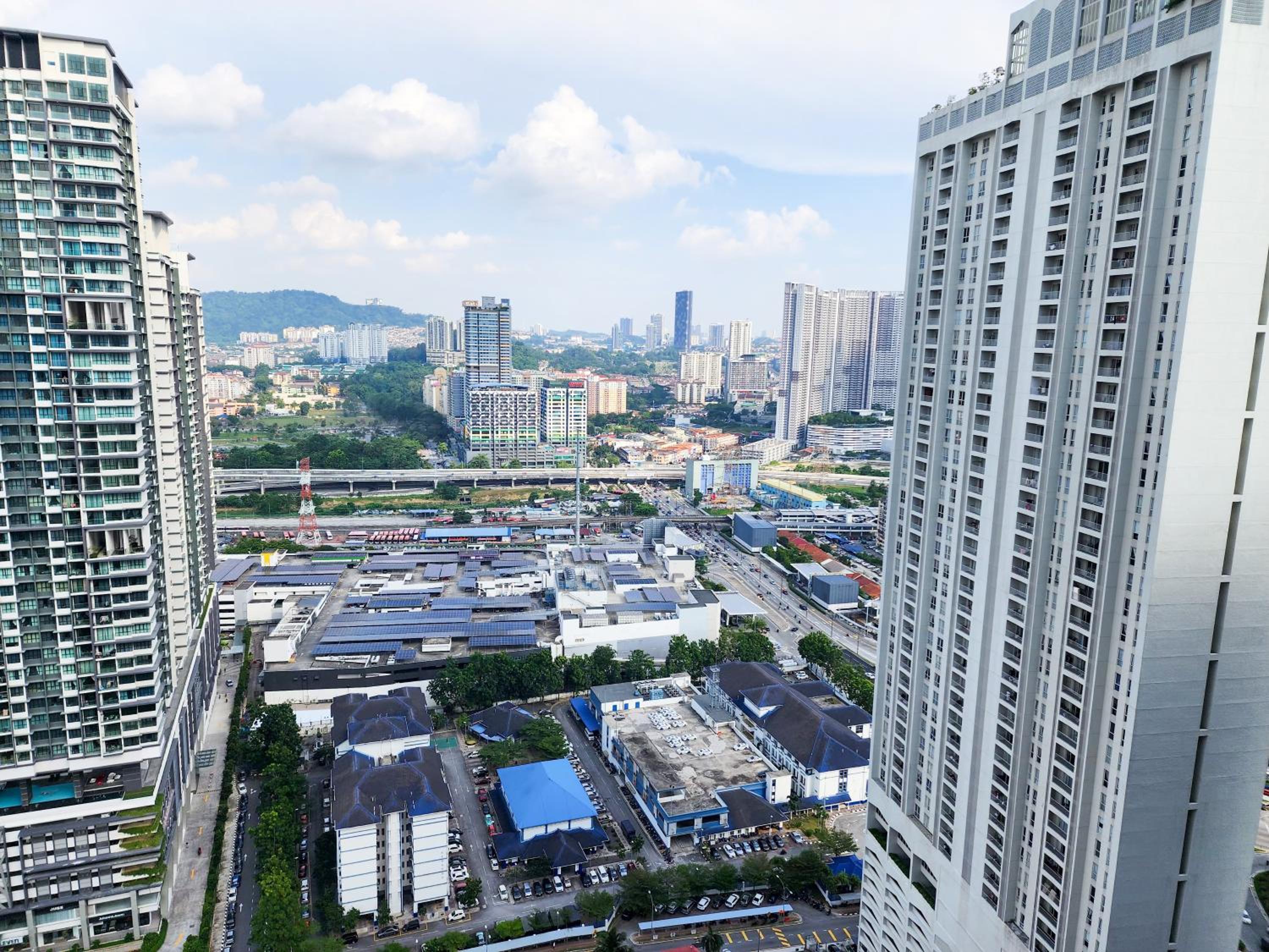Sunway Velocity 2 -- Dual Key X Child Friendly with Comfy Home by Cowidea