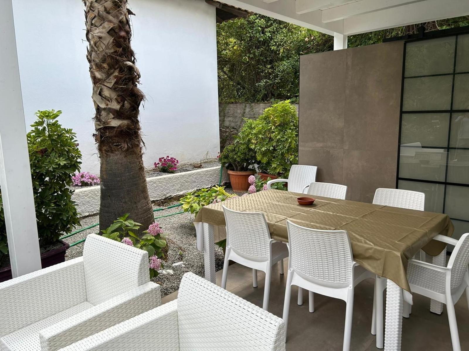 Le Palme Garden
