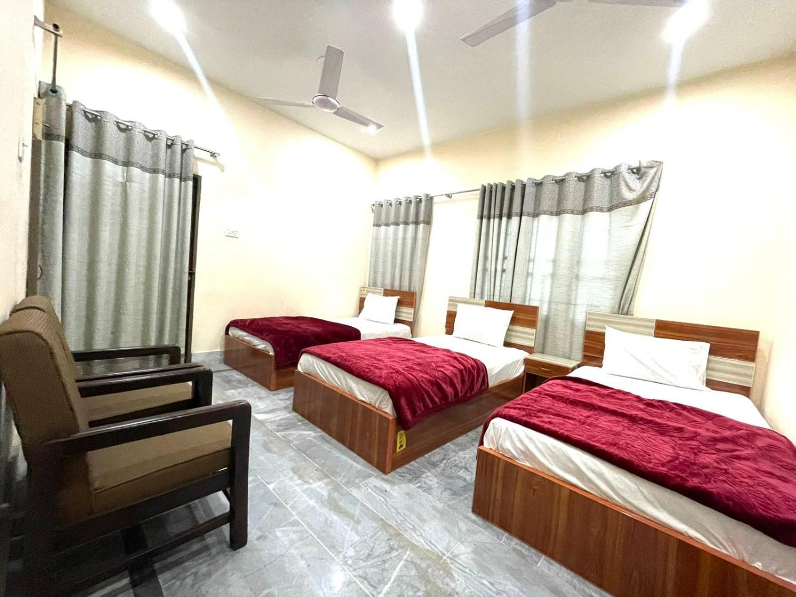 Comfort flats on main road Pesh