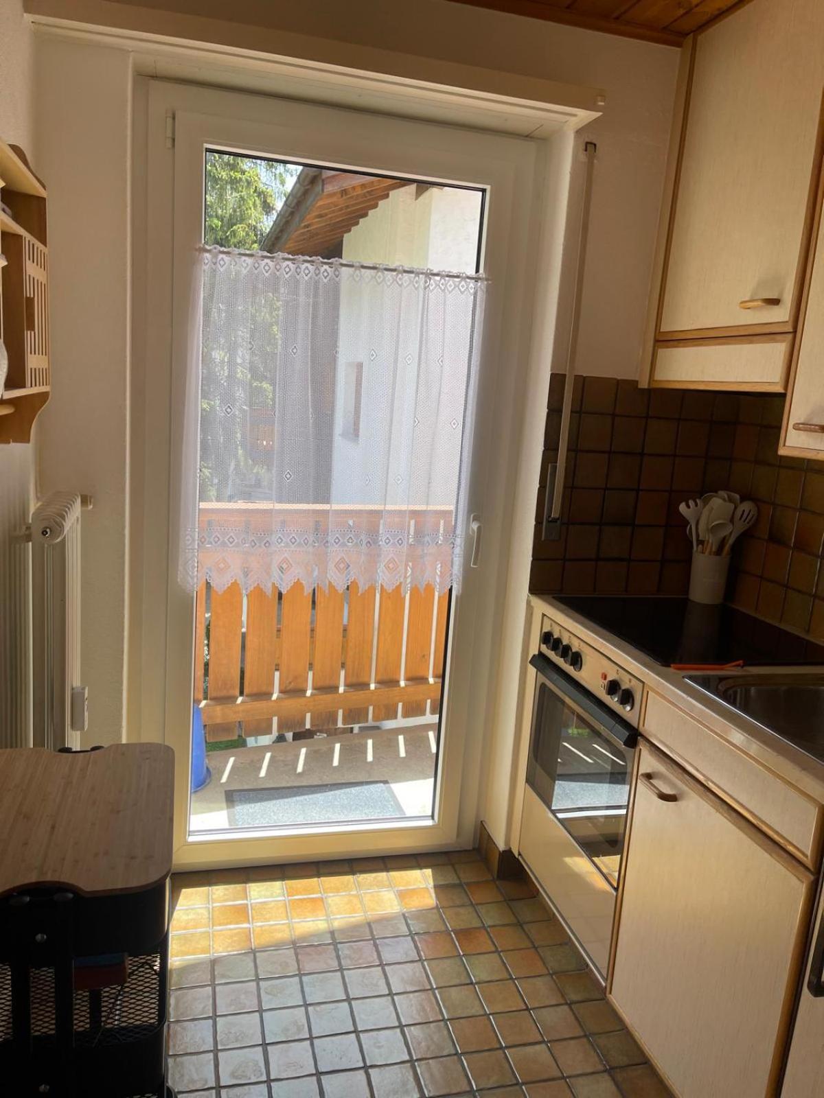 Sonniges Apartment im Zentrum mit Bergblick