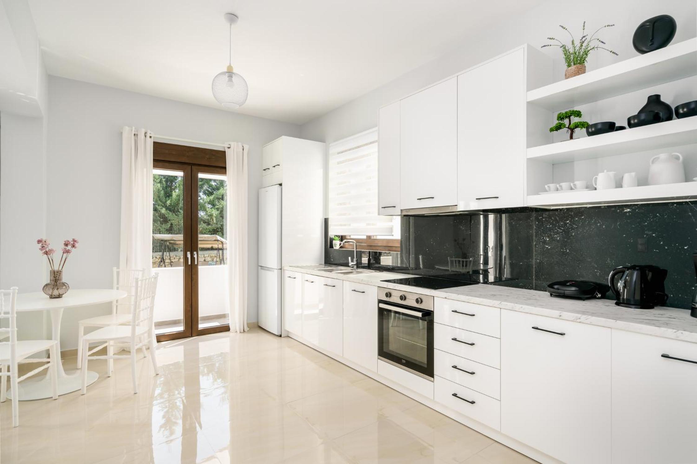 Domus Luxury Suite view 5