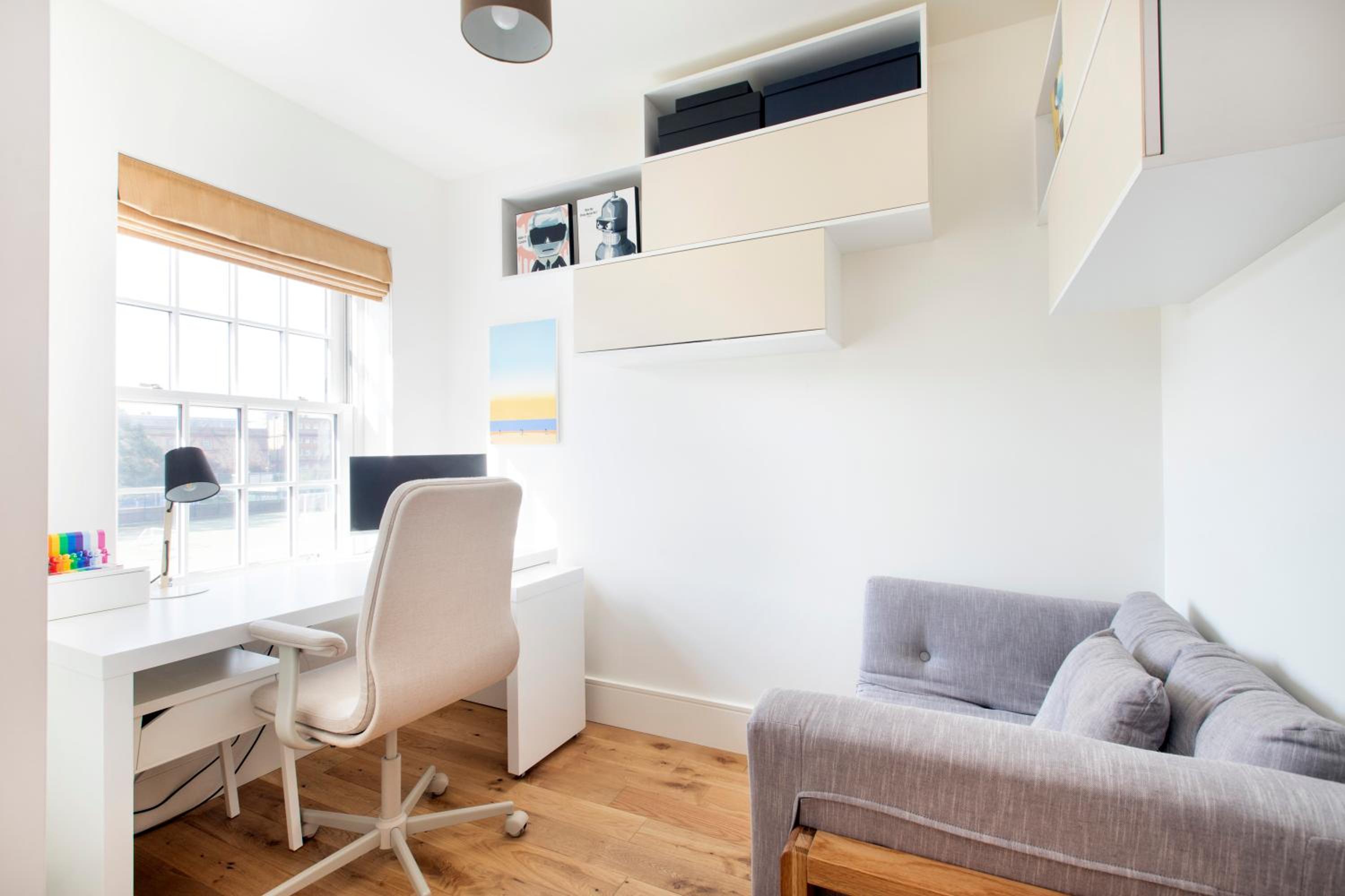 This City Needs Me 2 Bedroom Townhouse with Garden