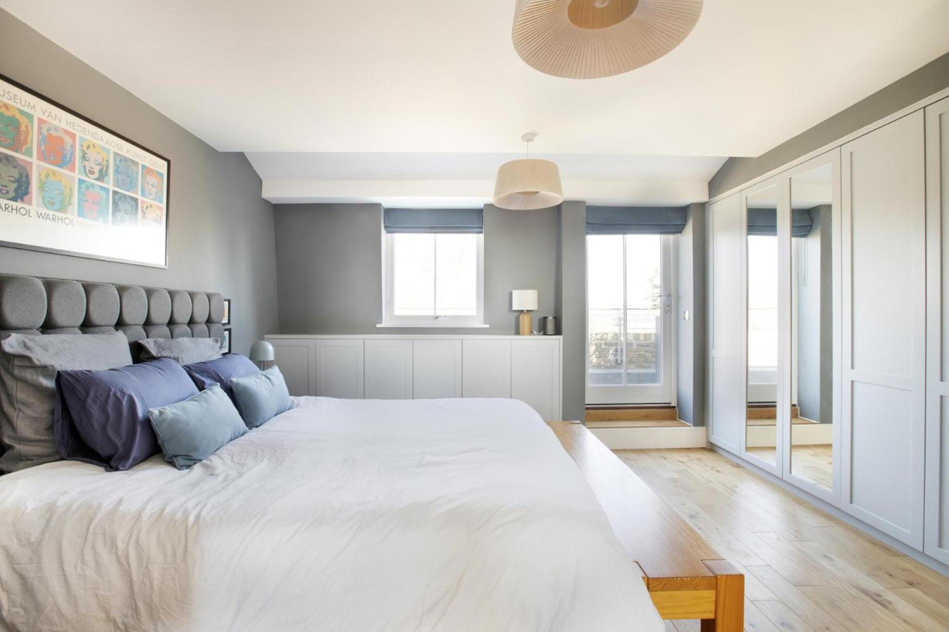 This City Needs Me 2 Bedroom Townhouse with Garden