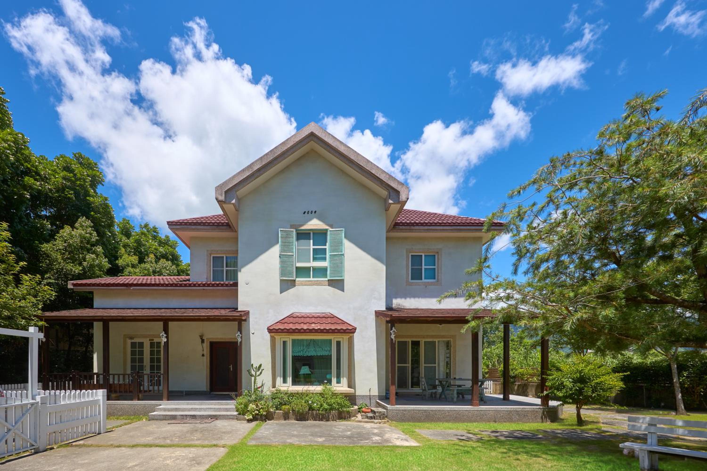 OwlStay Green Villa