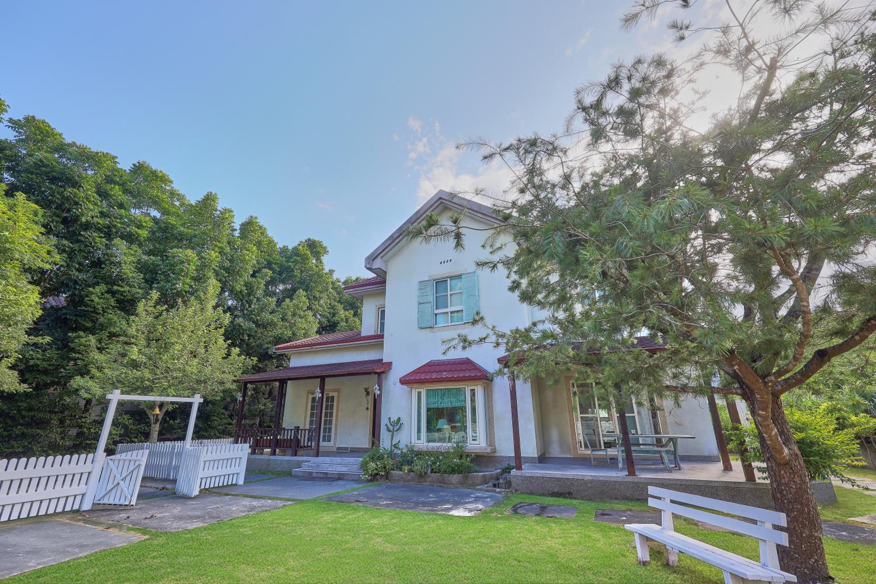 OwlStay Green Villa