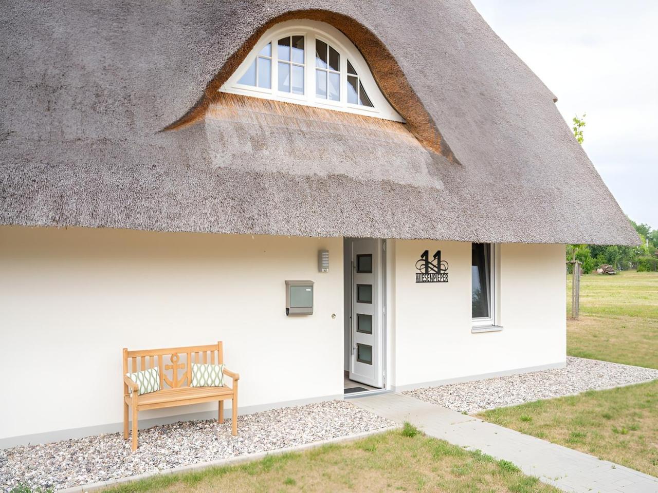 Wiesenpieper - Ferienhaus mit Kamin, Sauna und Meerblick
